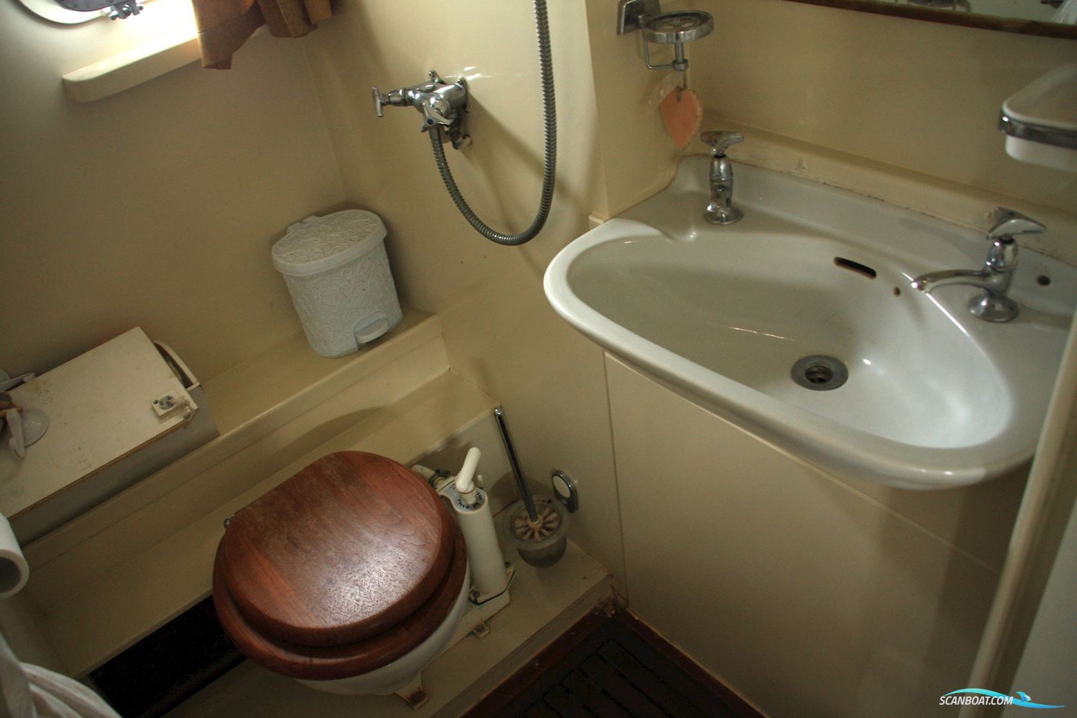 Super Van Craft 1220