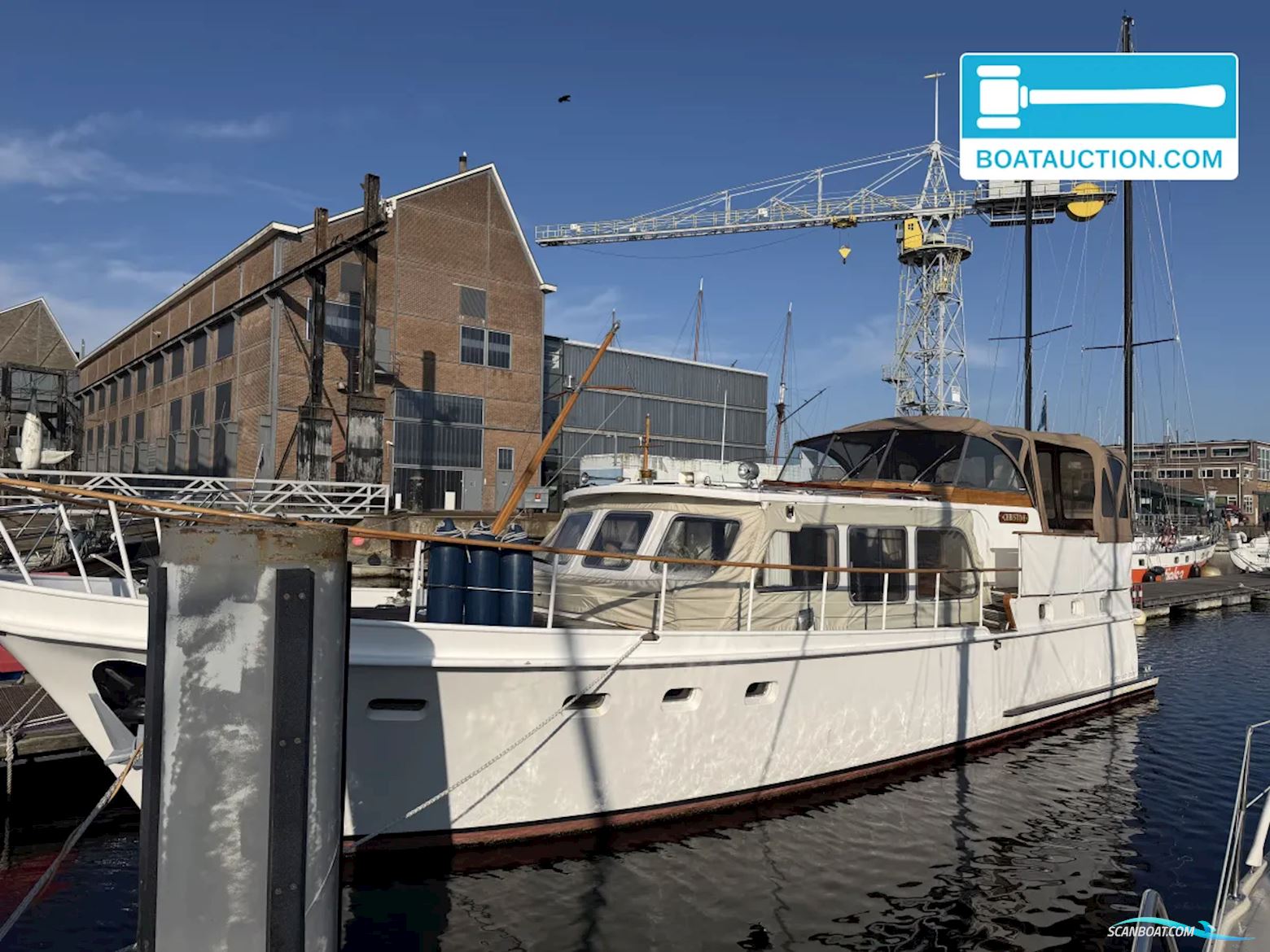 Super Van Craft 13.50