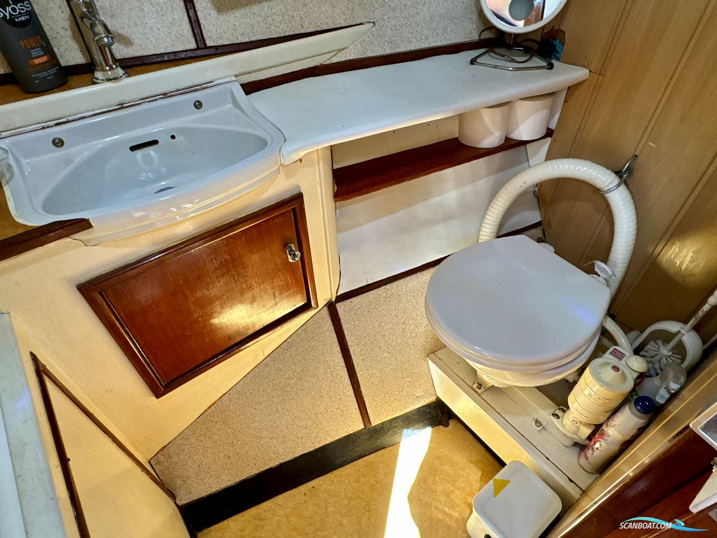 Super Van Craft 13.80