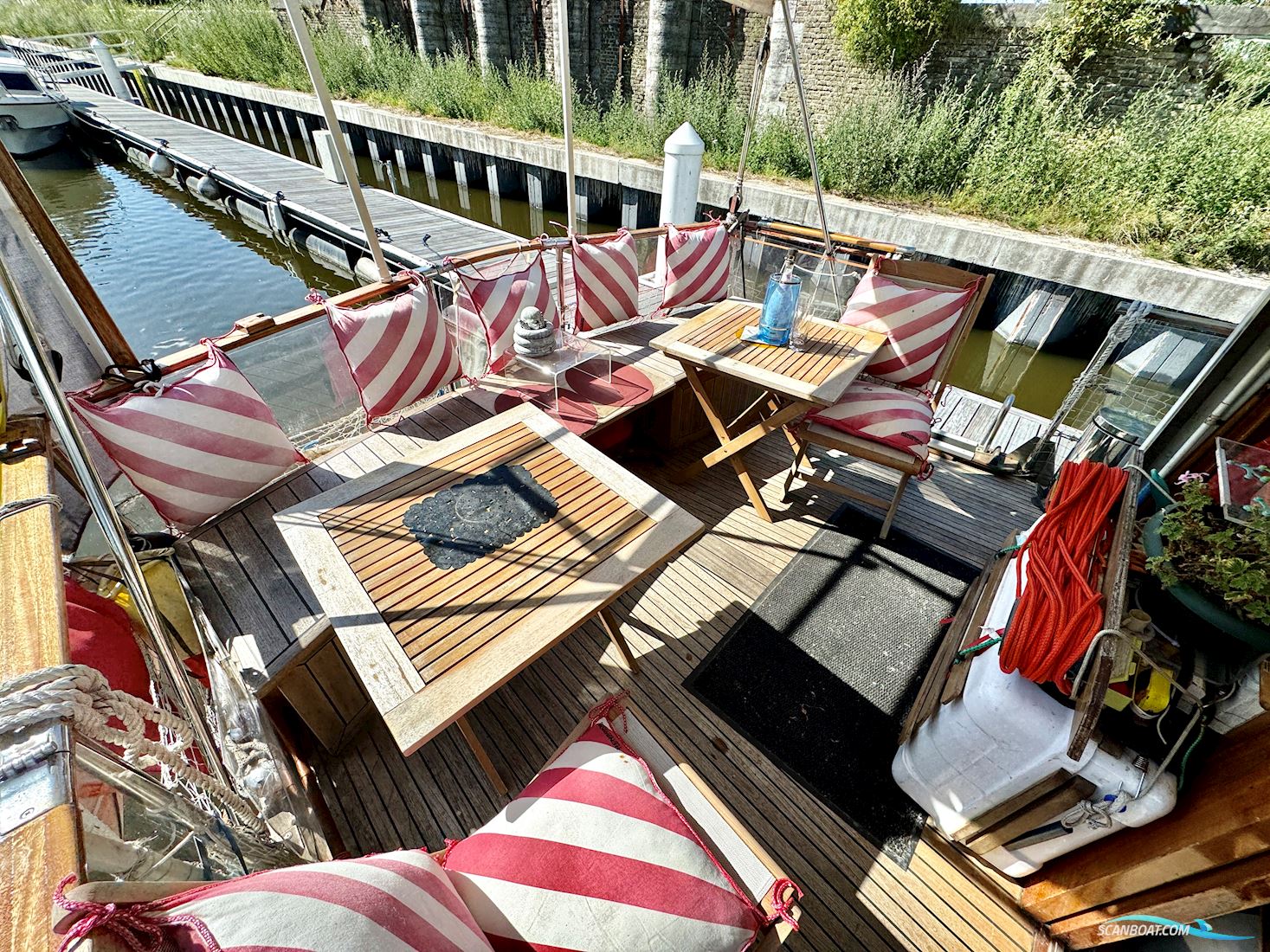 Super Van Craft 13.80