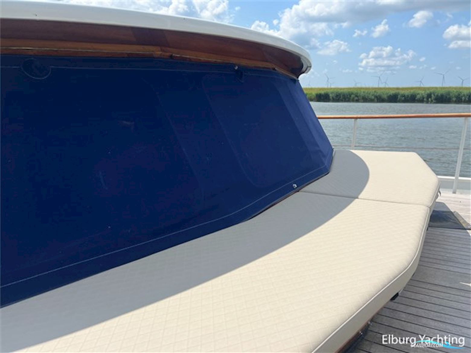 Super Van Craft 13.80