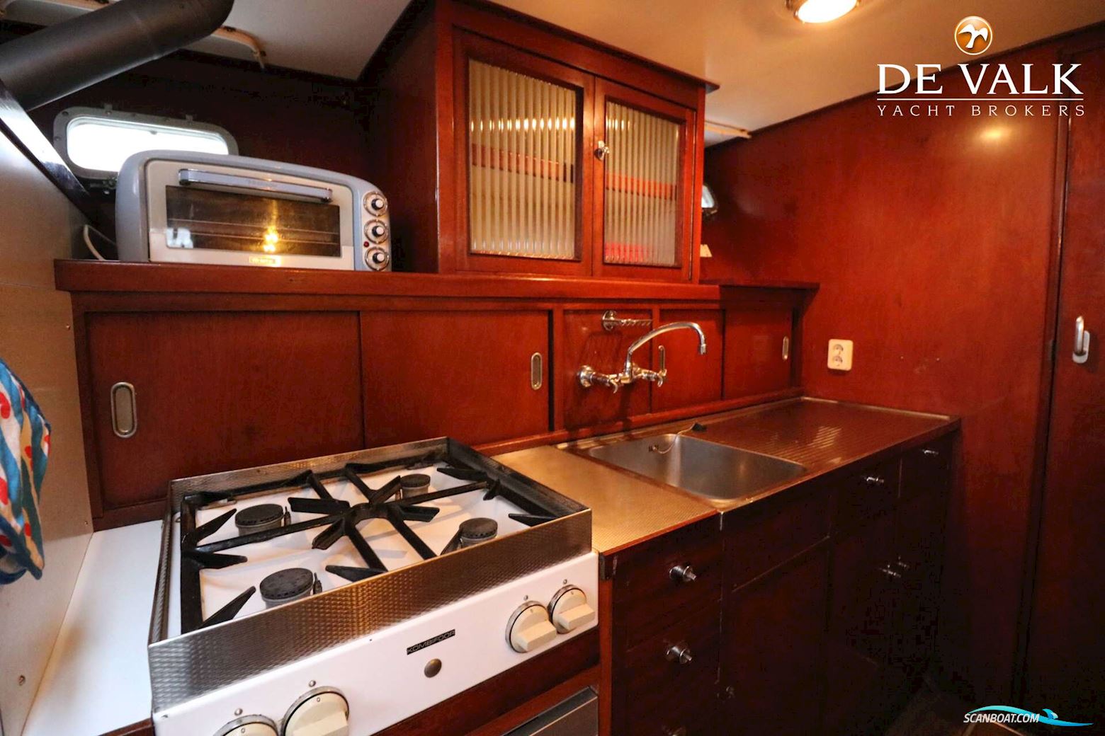 Super Van Craft 14.40 Bakdekker