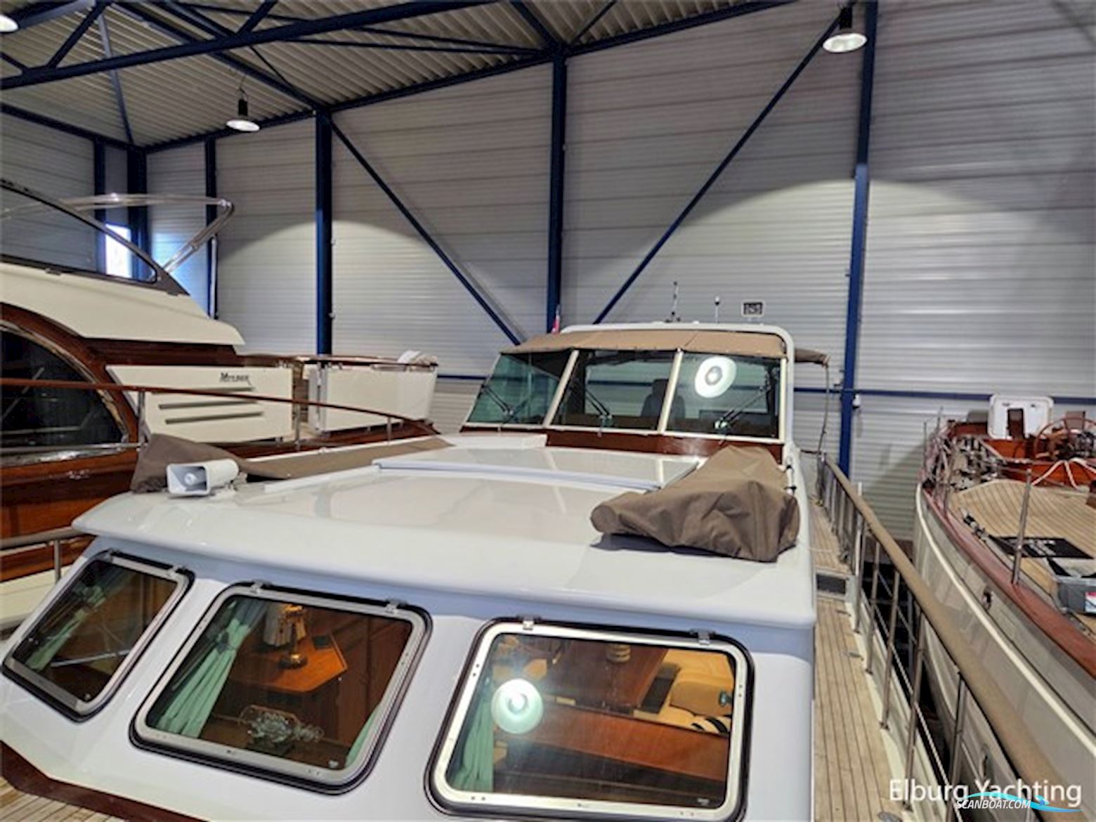 Super Van Craft 14.95 - France Proof