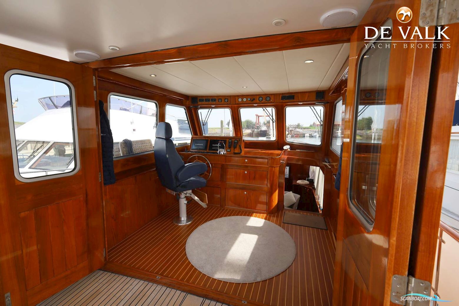 Super Van Craft 1570