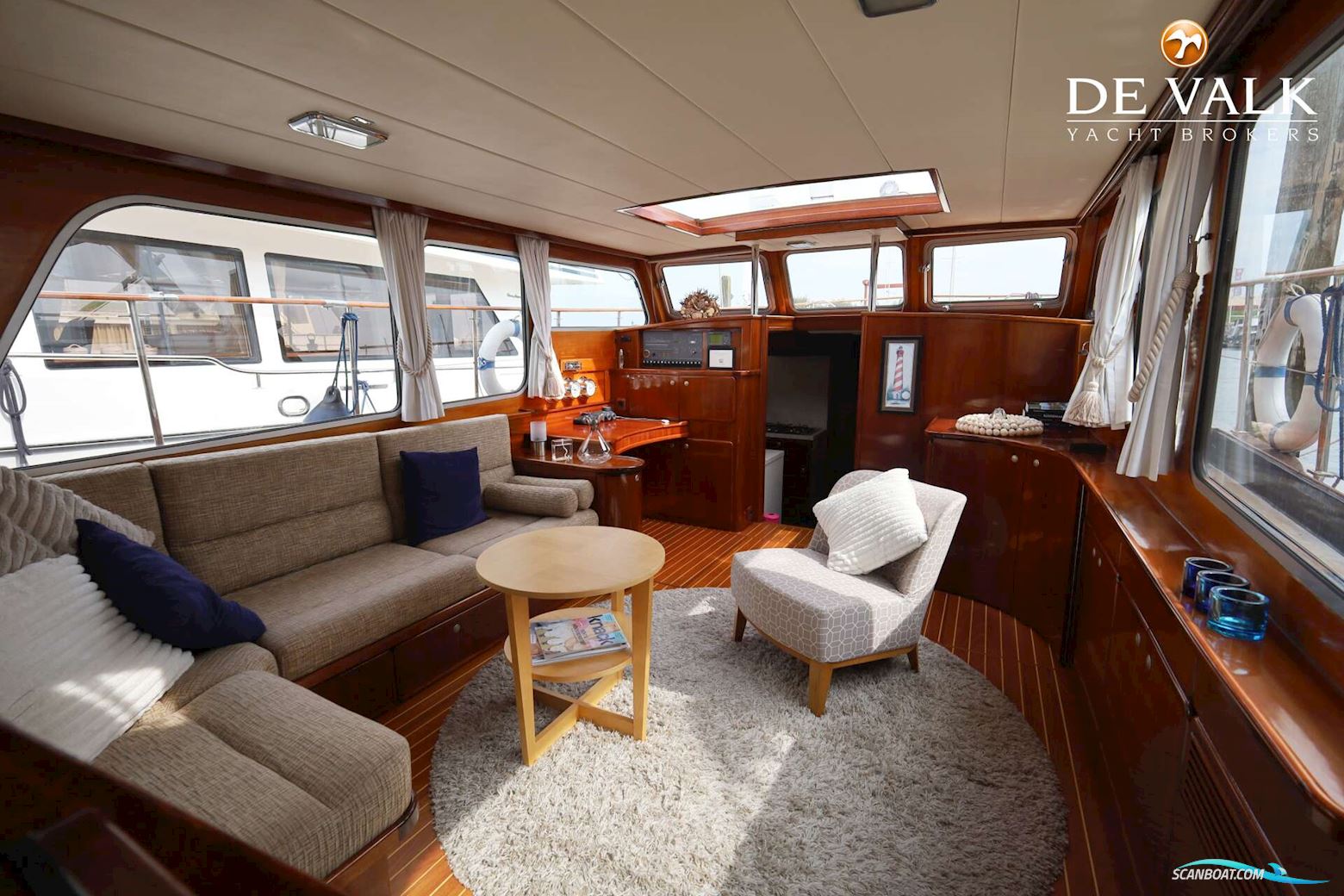 Super Van Craft 1570