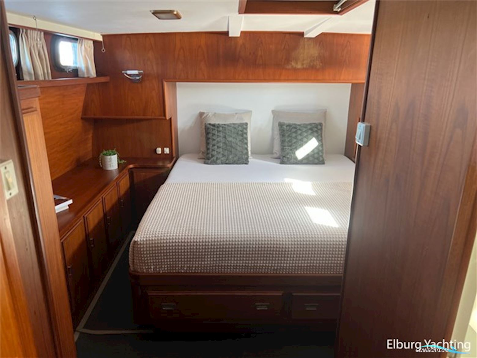 Super Van Craft 16.20