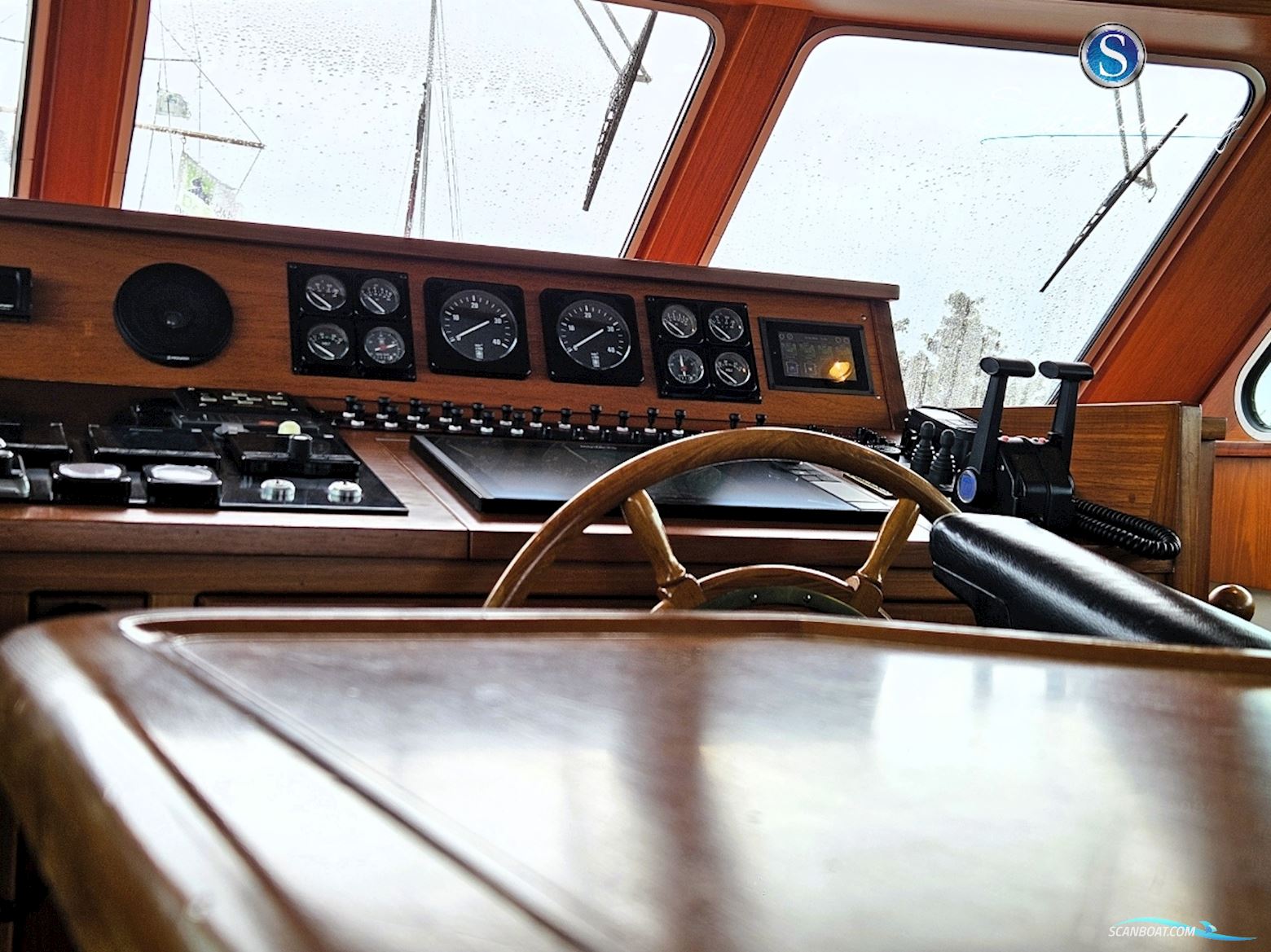 Super Van Craft 1700 VS