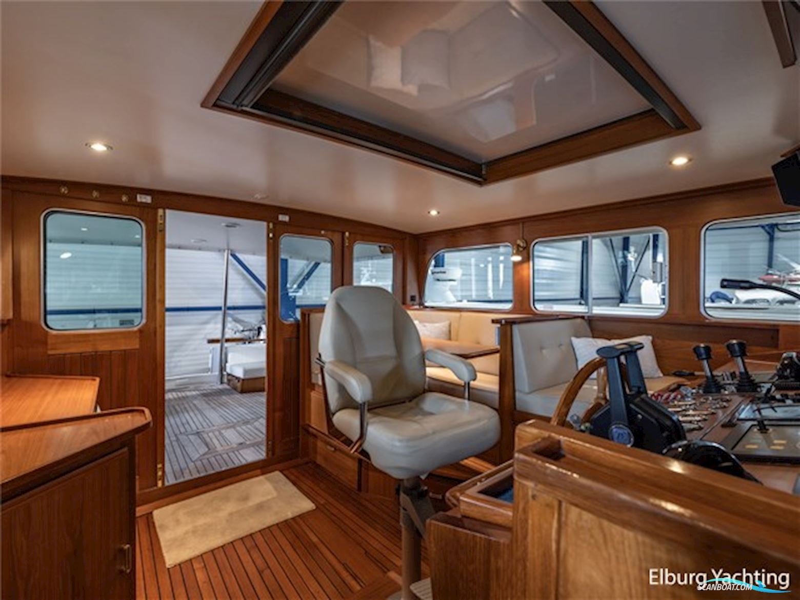 Super Van Craft 17.50 - VS - Stabilizers