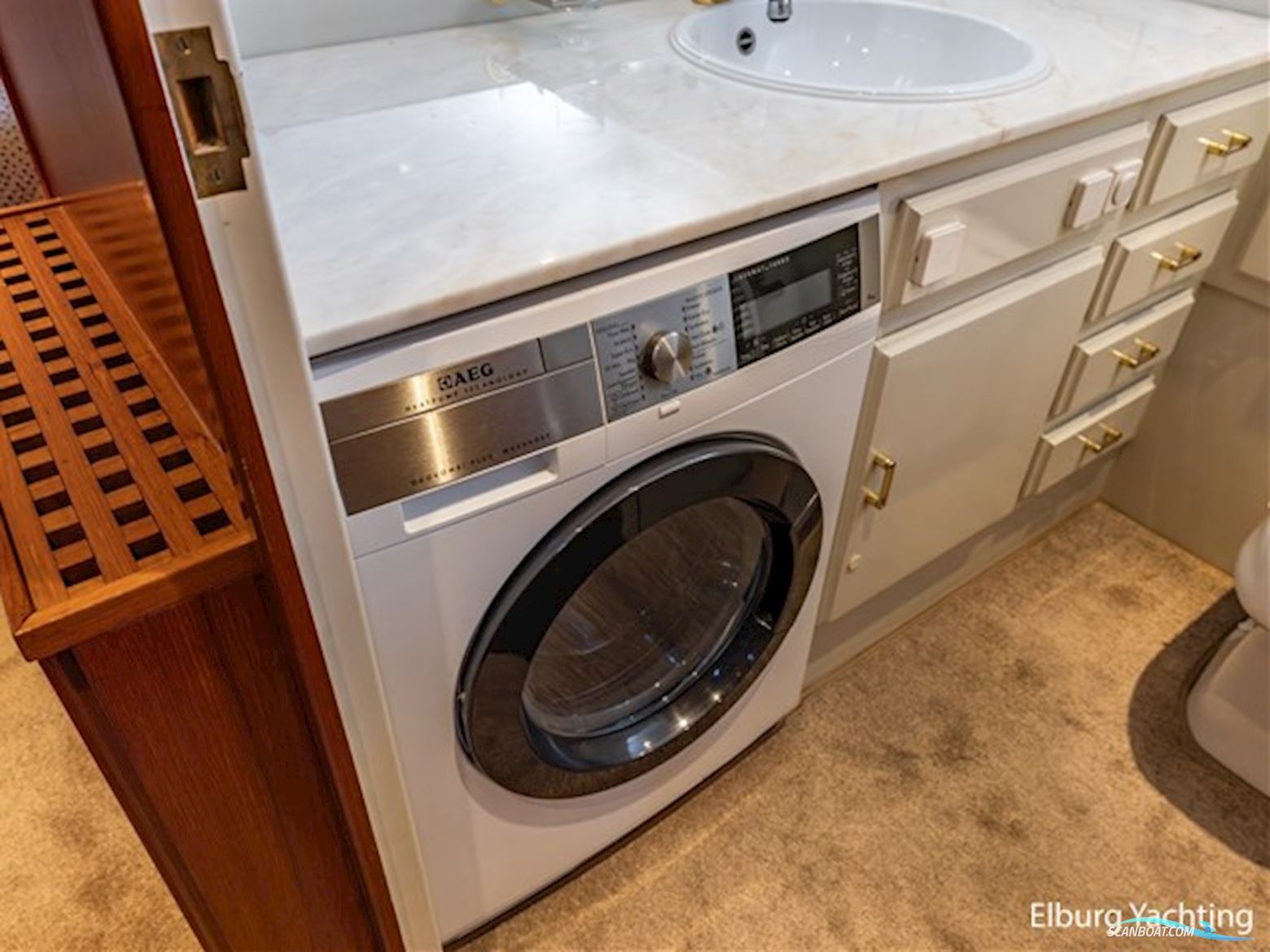 Super van Craft 18.60 - Vast Stuurhuis 