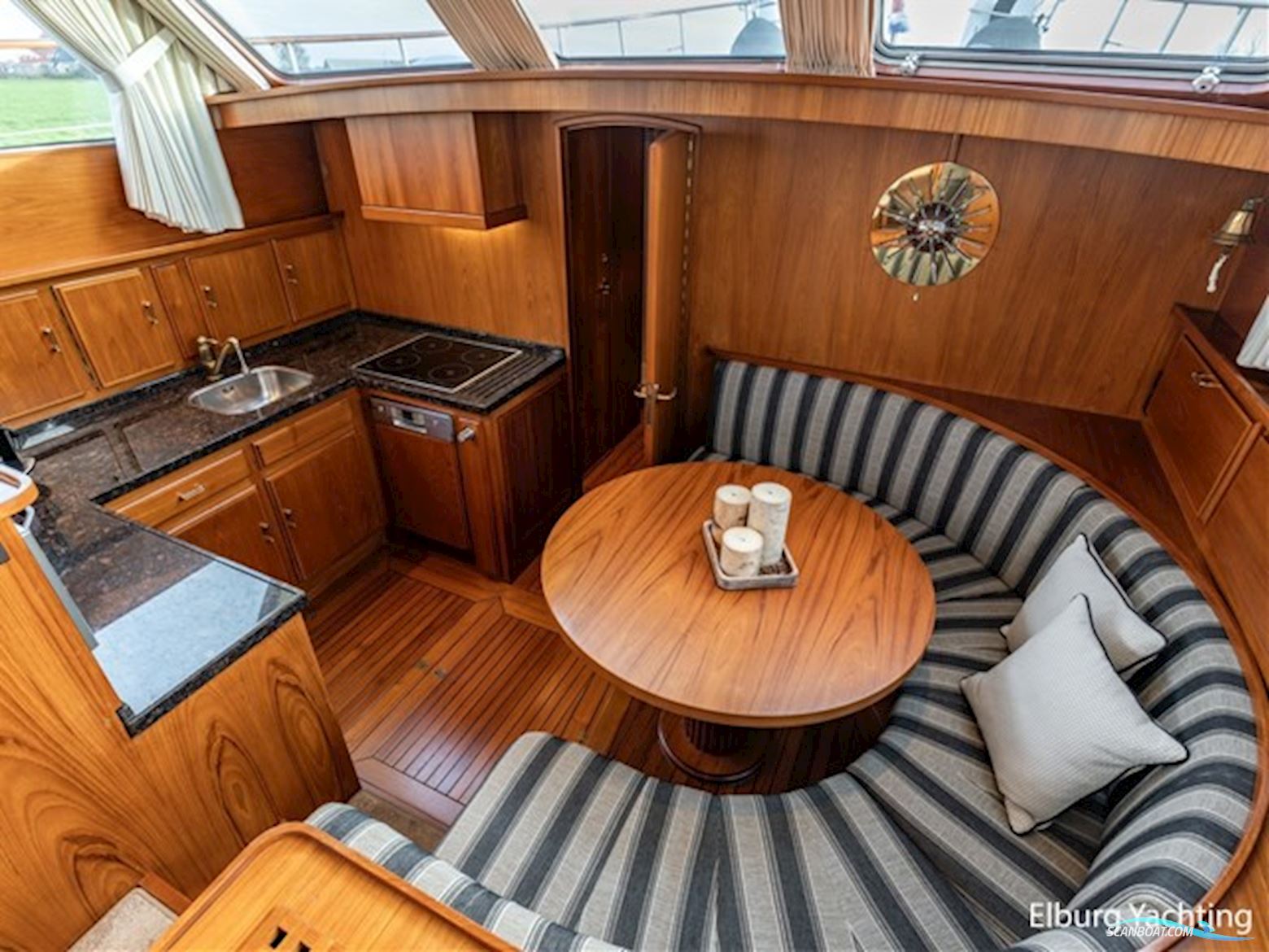 Super Van Craft 18.60 - Vast Stuurhuis