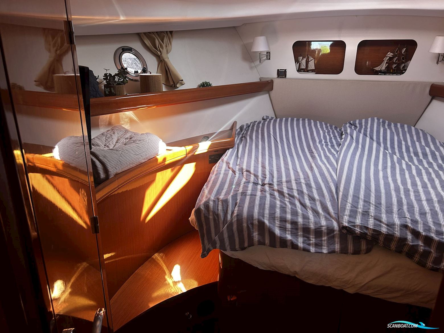 swift Trawler 42