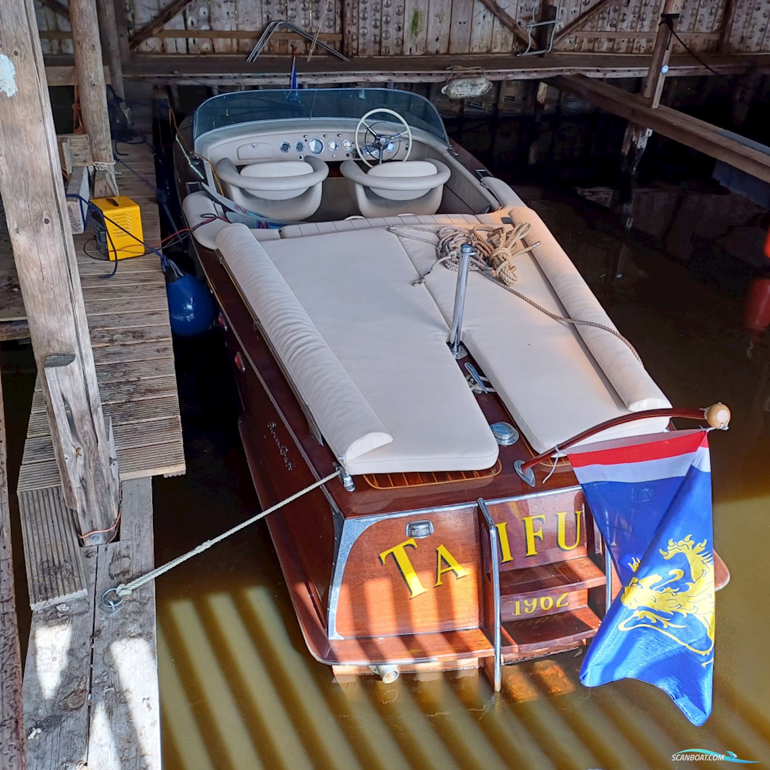 Swiss Craft Riviera Runabout