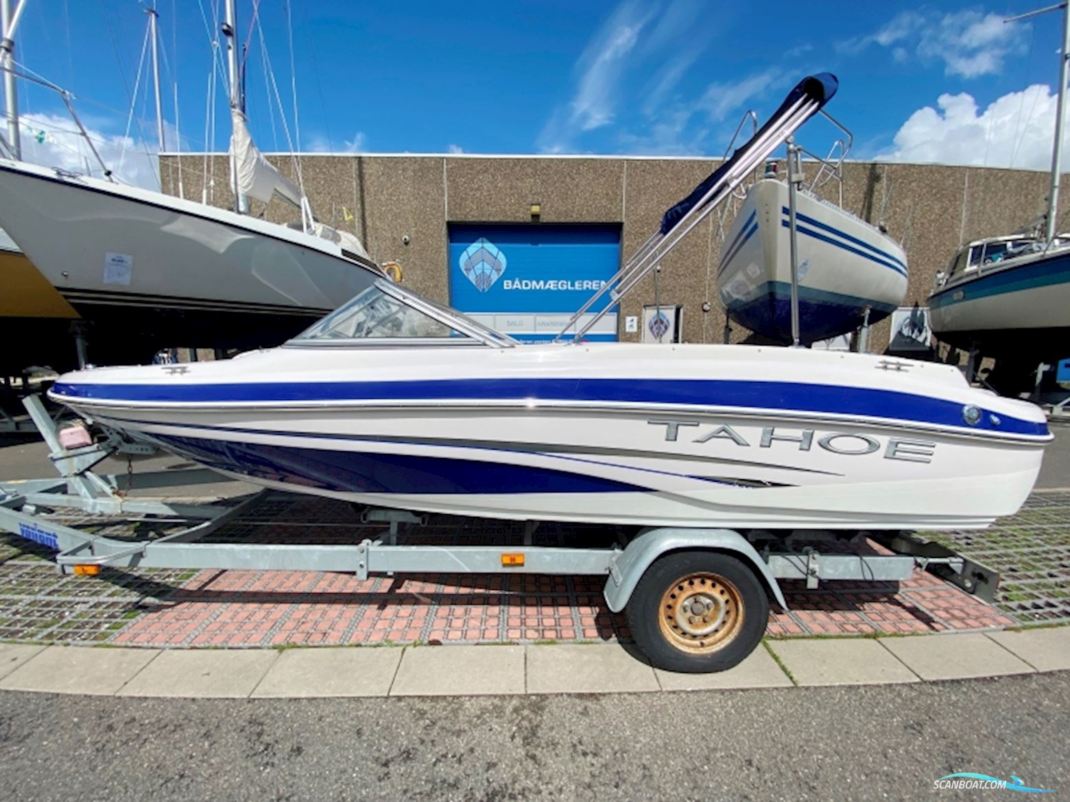 Tahoe Q4L Motorboot 2007, mit Mercruiser motor, Dänemark