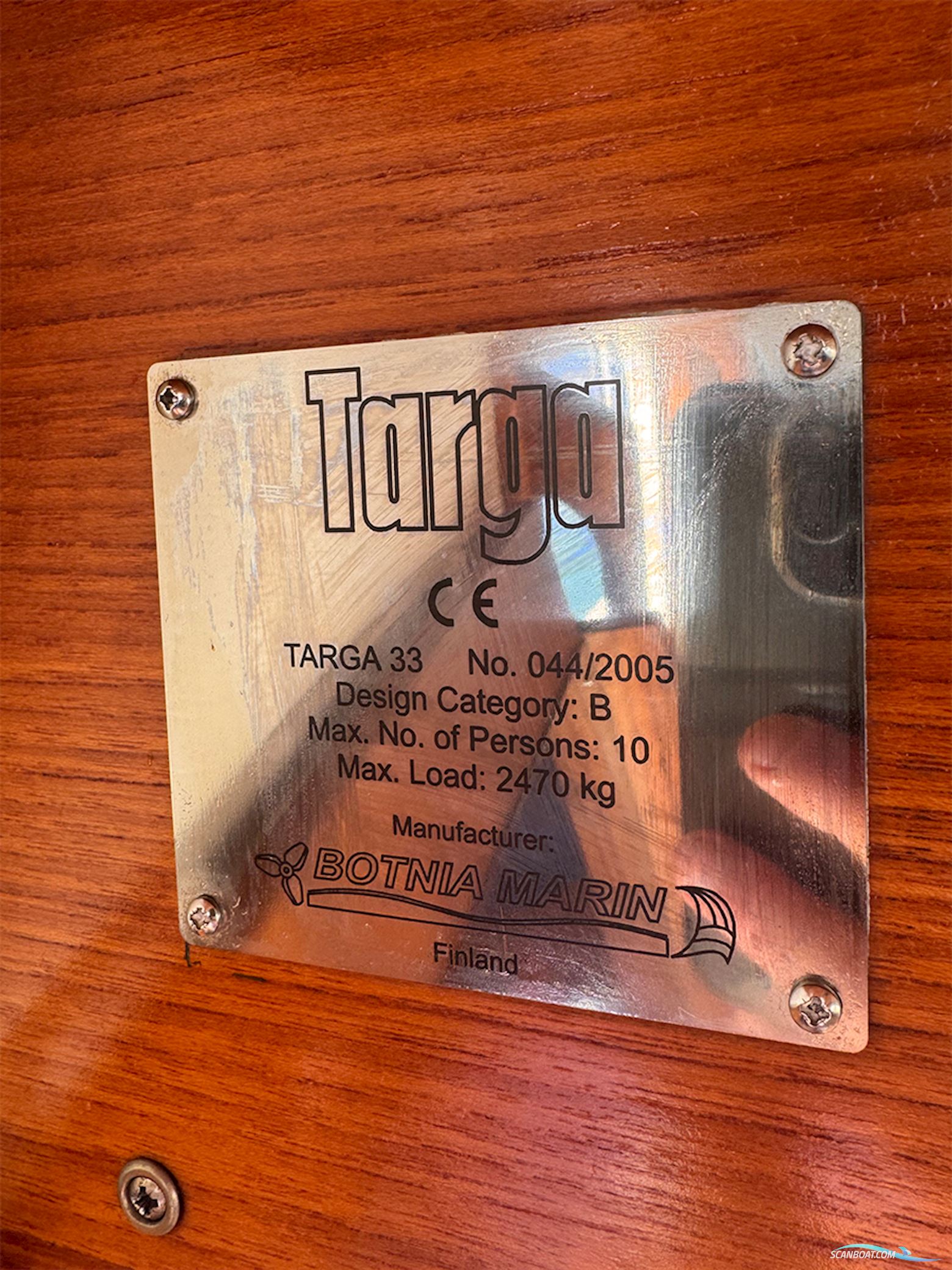 Targa 33