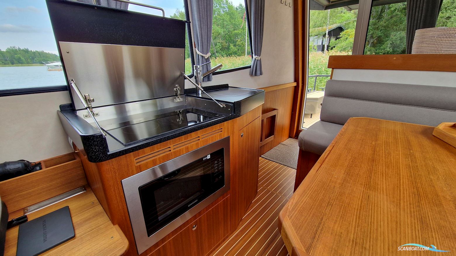 Targa 37 CFC Aft Door 