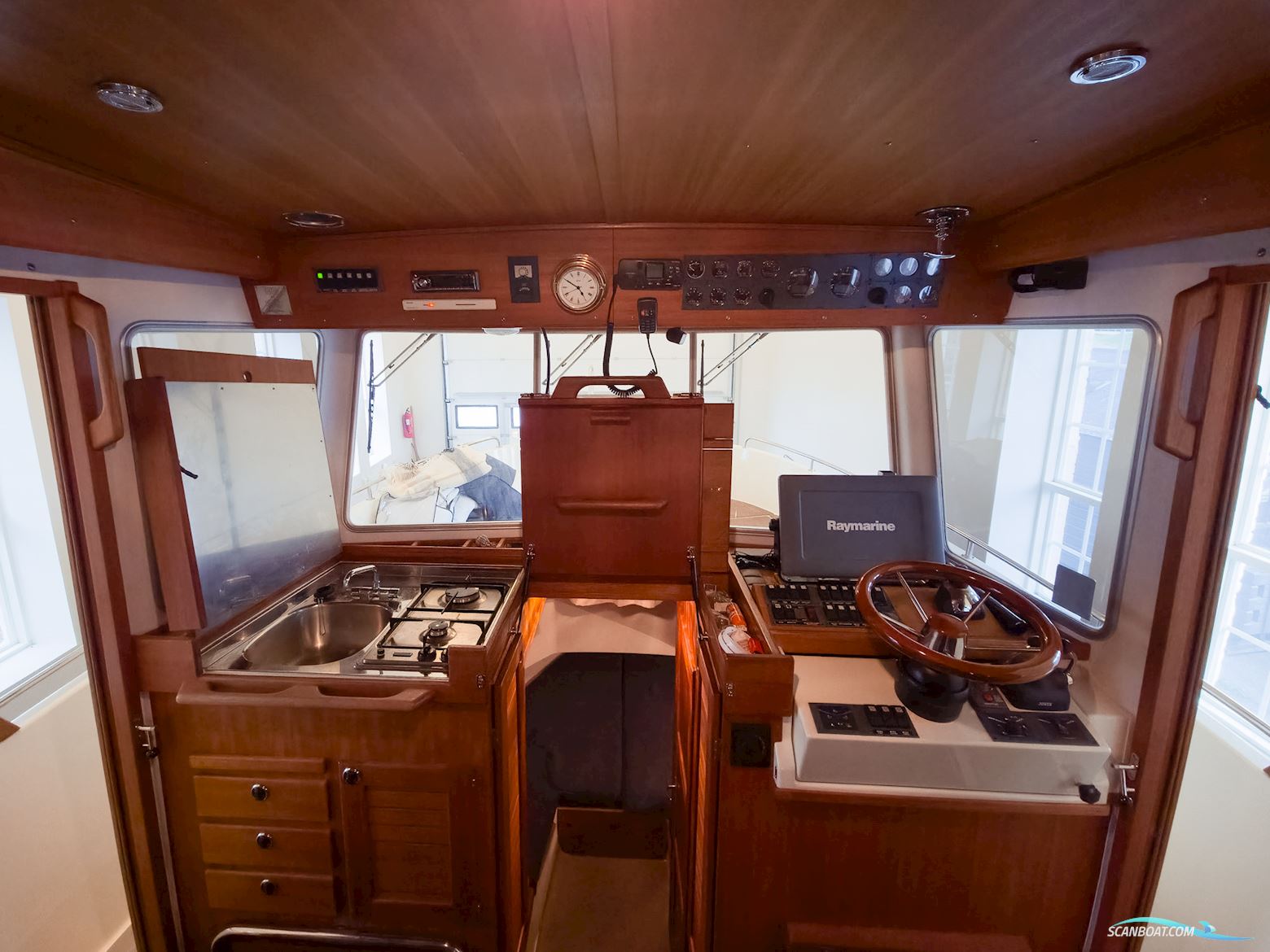 Targa 37