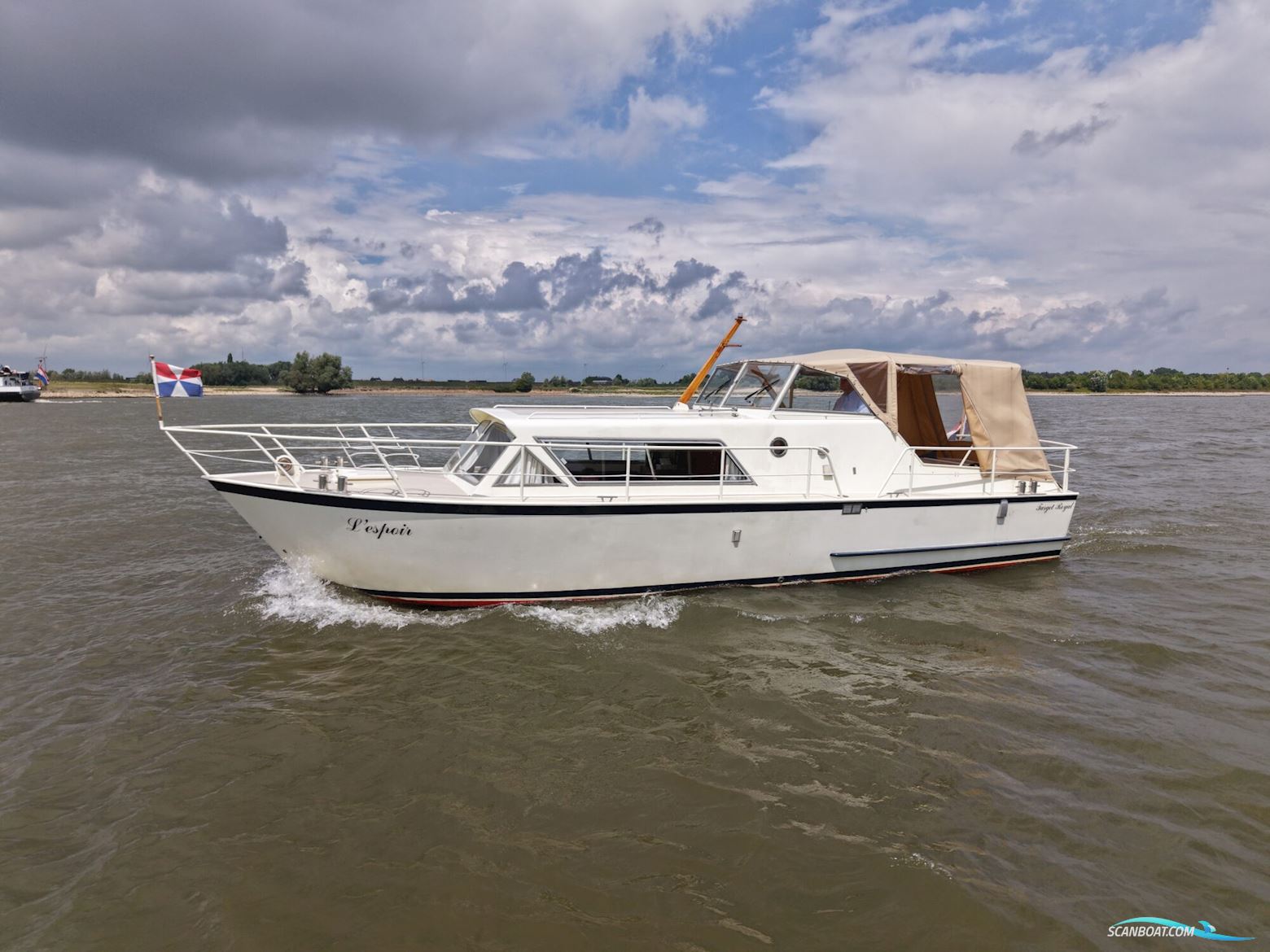 Target Royal 9.70 OK Cabrio Motorboot 1971, mit Peugeot Indenor motor, Niederlande