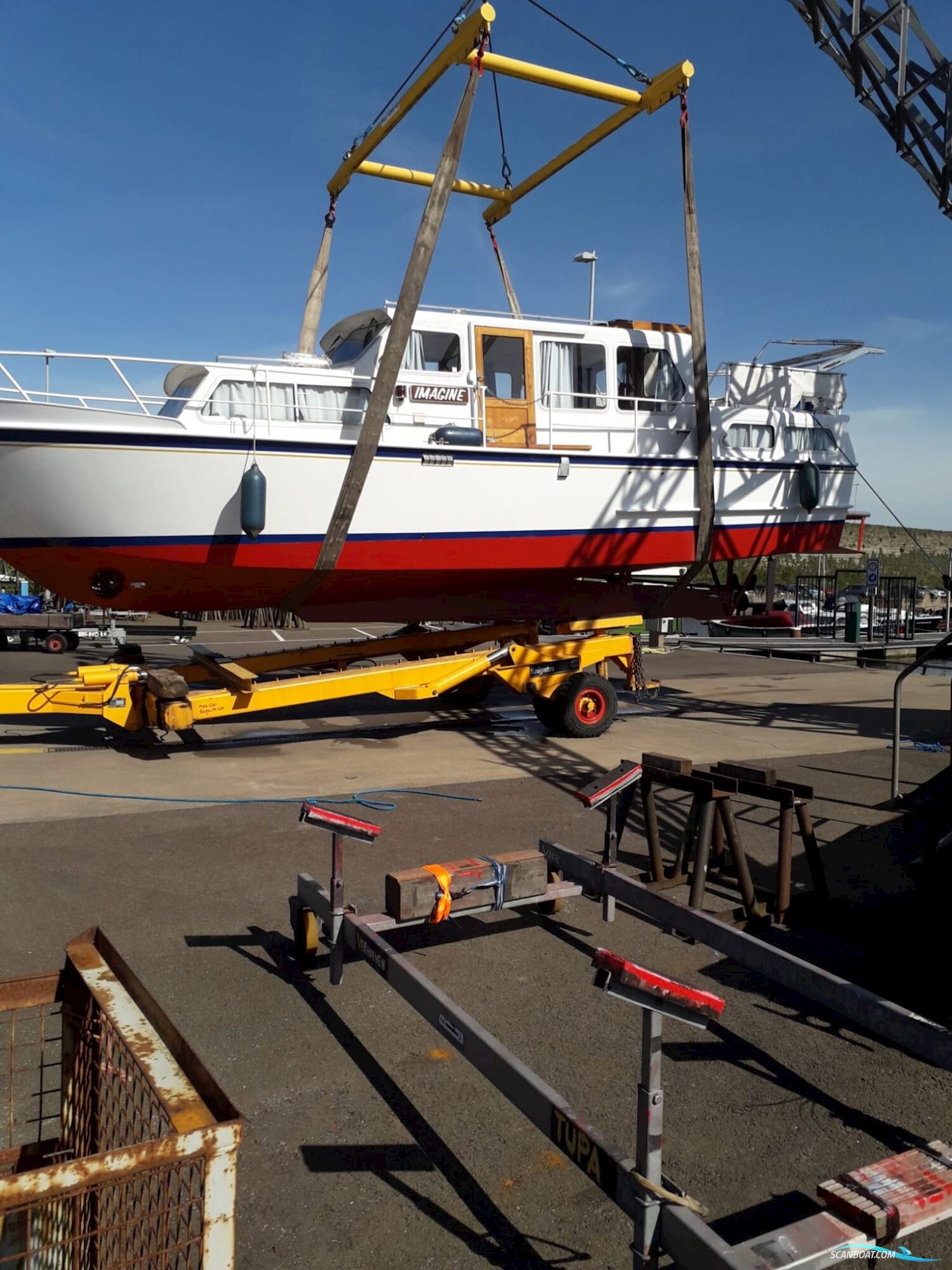 Target Saloon 11.00 AK Cabrio