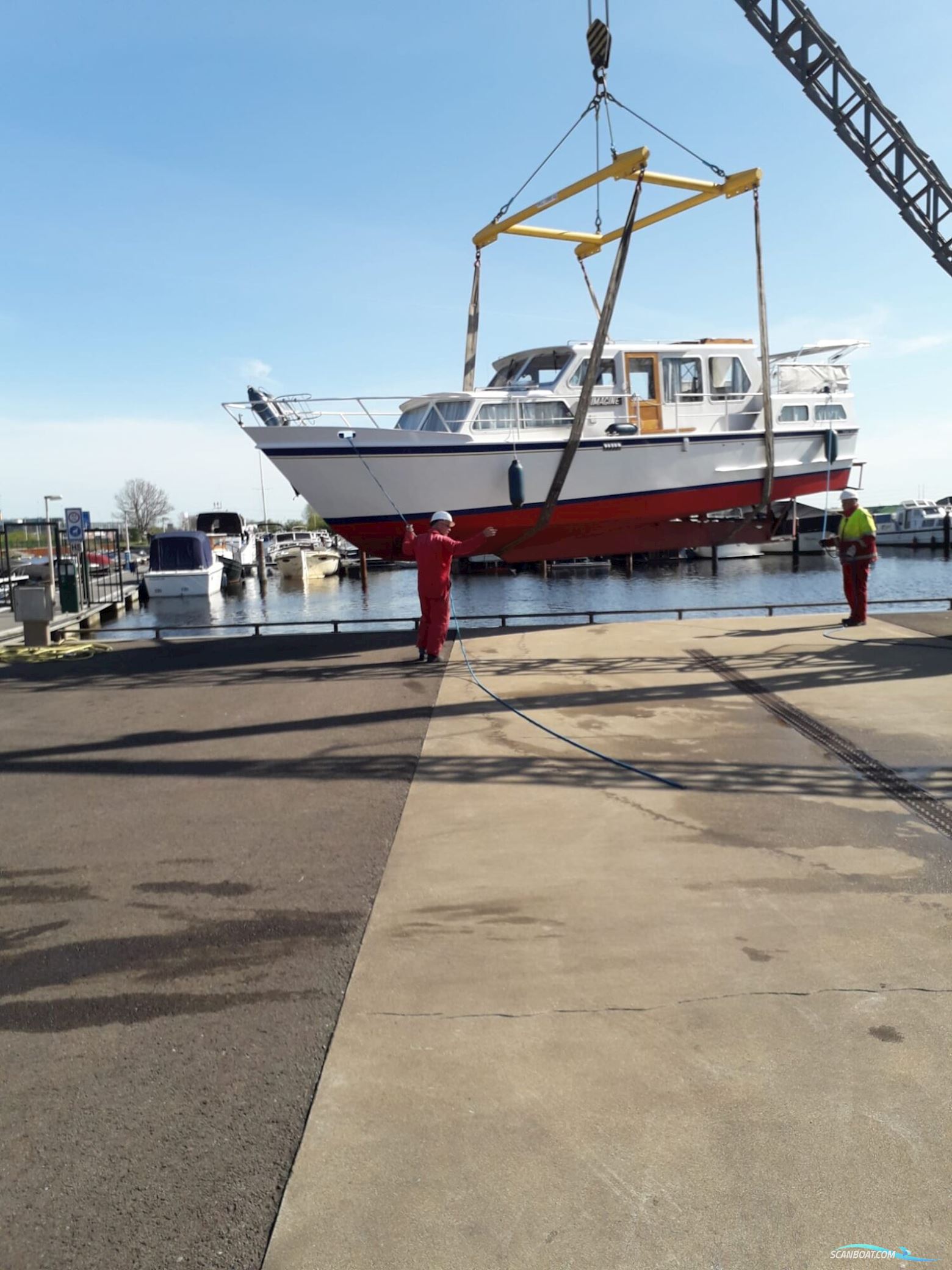 Target Saloon 11.00 AK Cabrio