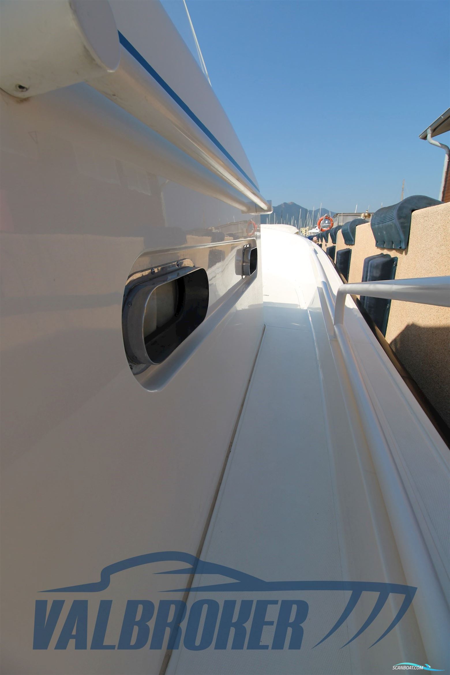 Tecnoyacht PUMA 2000