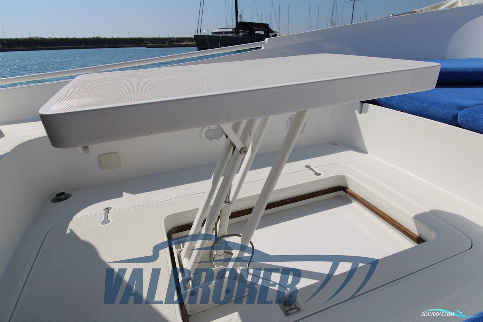 Tecnoyacht PUMA 2000