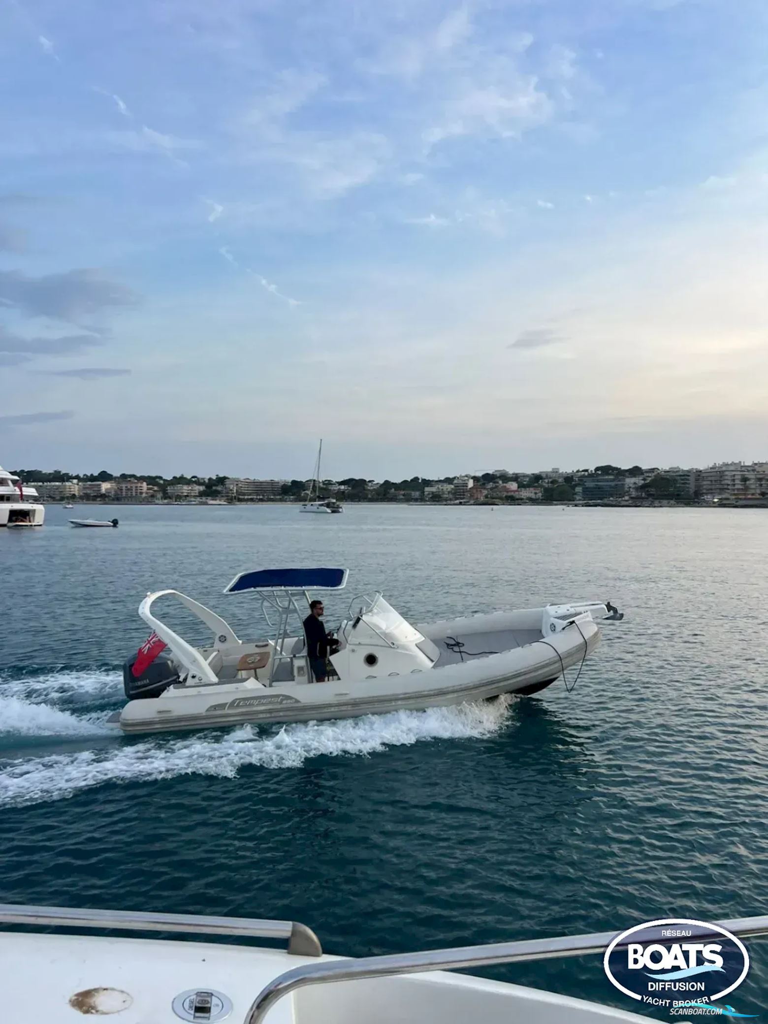 Tempest  850 Motorboot 2013, mit Yamaha  motor, Frankreich