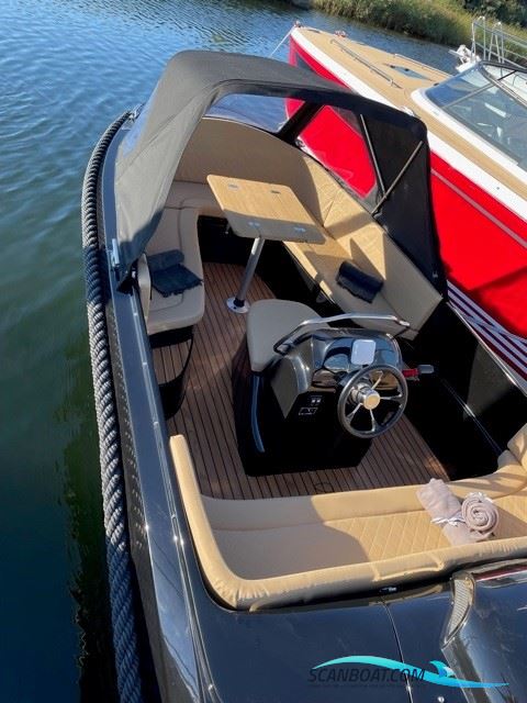 Tender Gentleman´s Launch 600XL