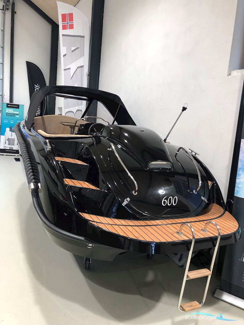 Tender Gentleman´s Launch 600XL