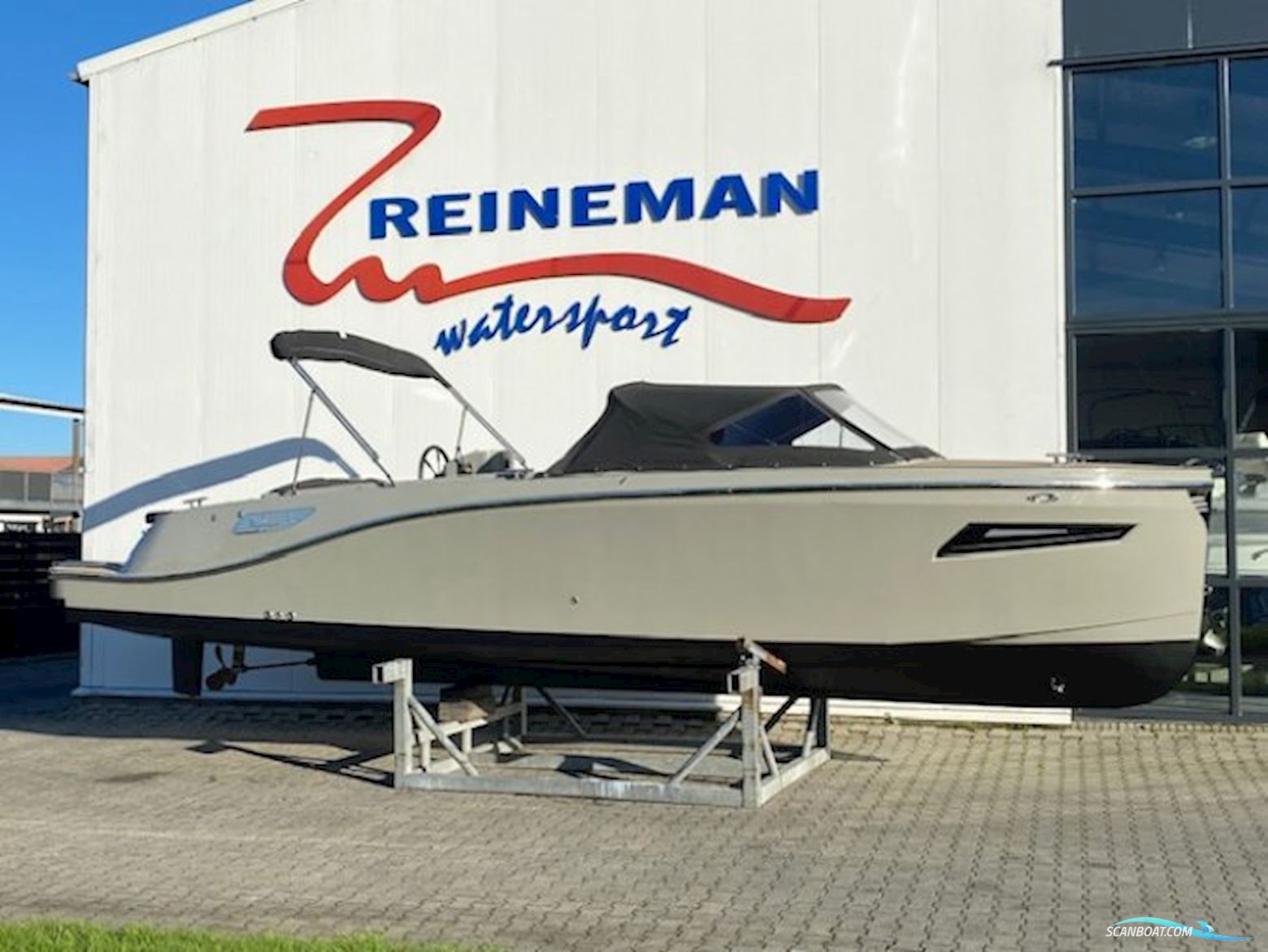 Tendr 27 Cabin Motorboot 2021, Niederlande
