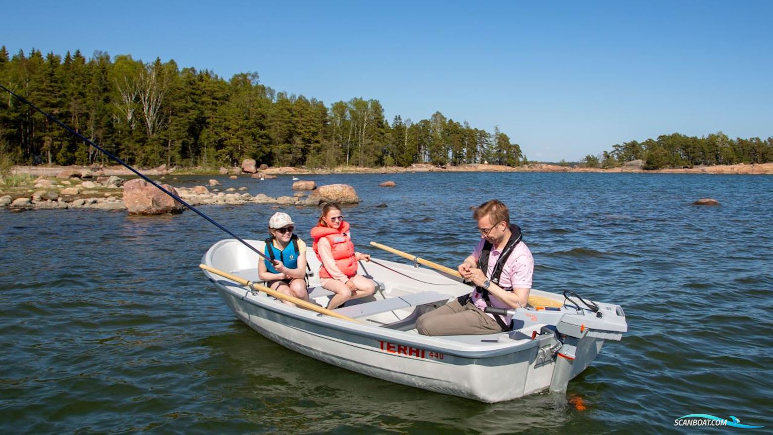 Terhi 440 Motorboot 2025, Sweden