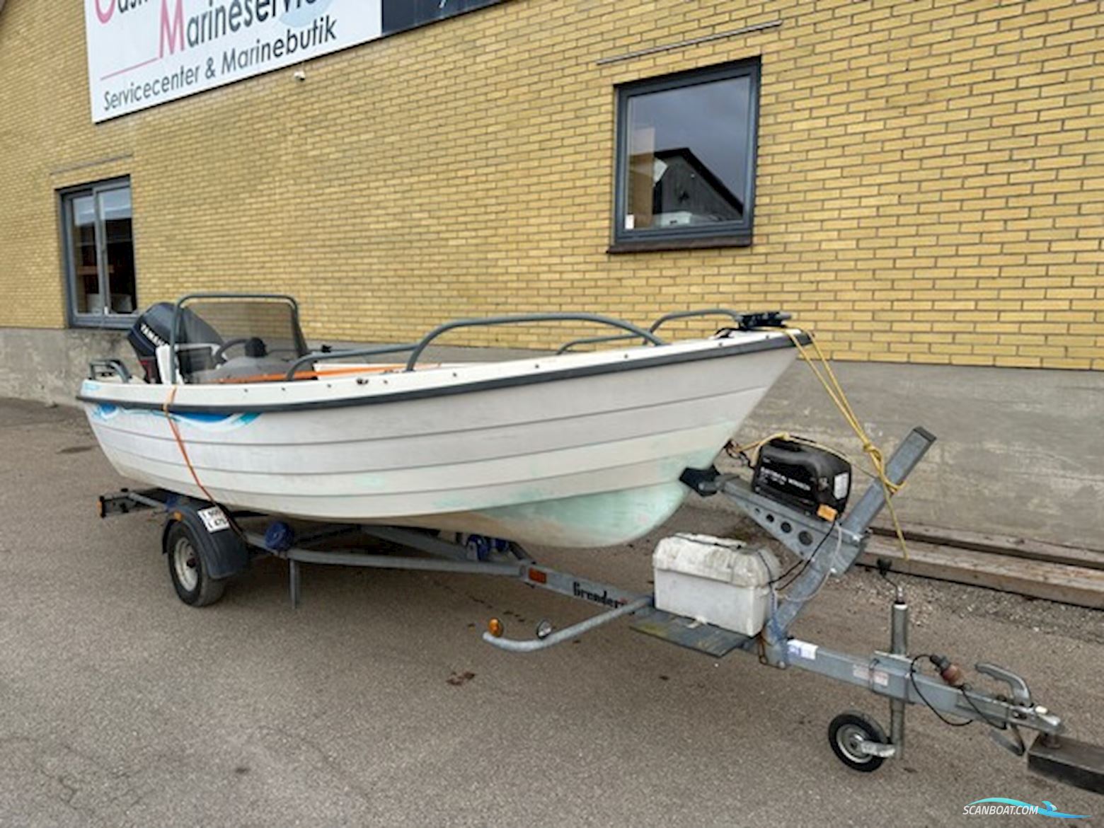 Terhi 6020 (2002) med Yamaha 25 HK (2001) + trailer & udstyr – Nyserviceret – 45.000 kr Motorboot 2002, mit Yamaha motor, Dänemark