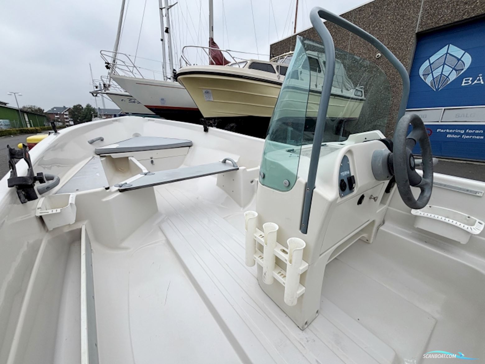 Terhi 6020 Nordic C Styrepultsbåd