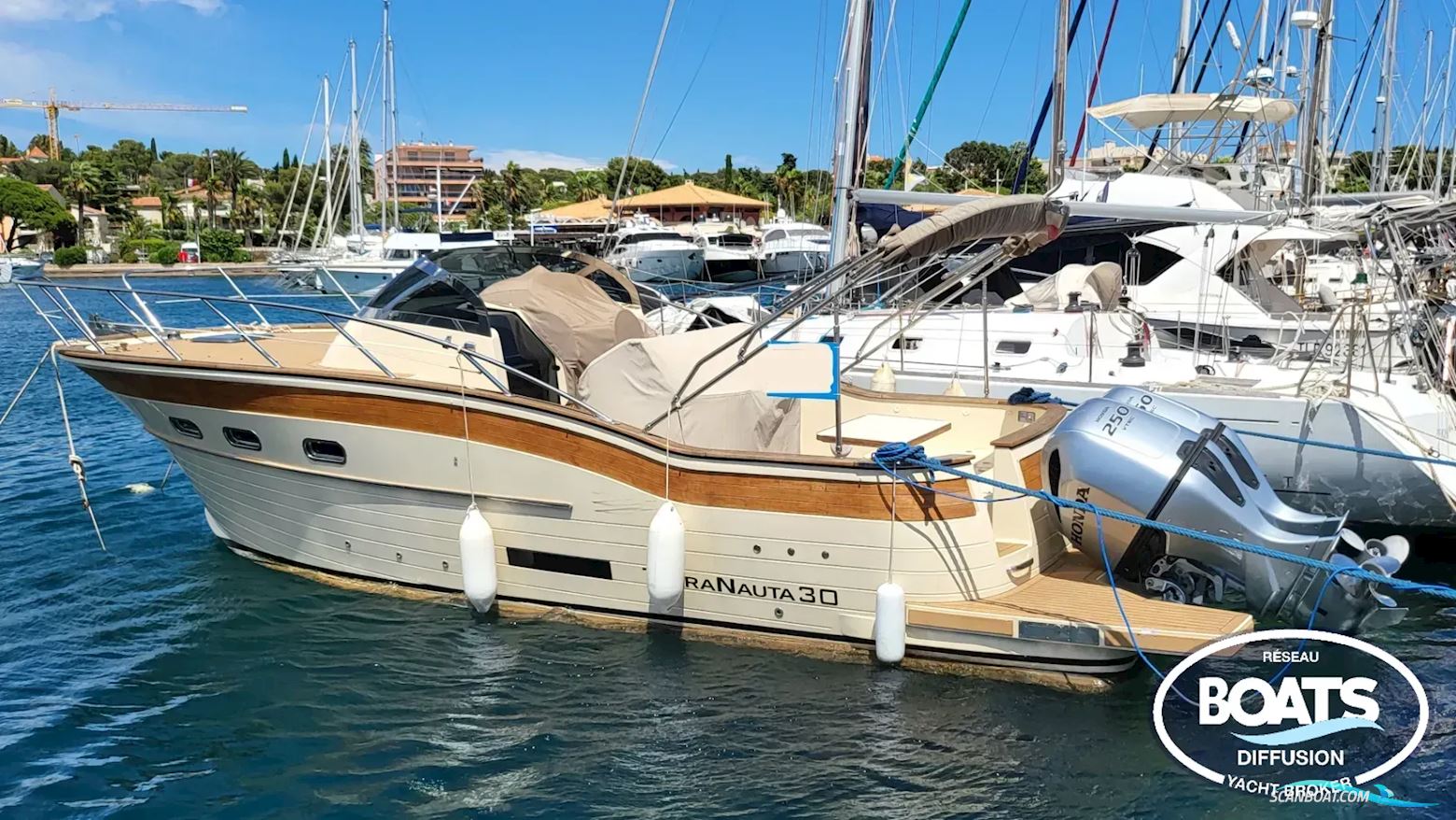 TERRANAUTA TERRA NAUTA 30 Motorboot 2022, mit HONDA motor, Frankreich