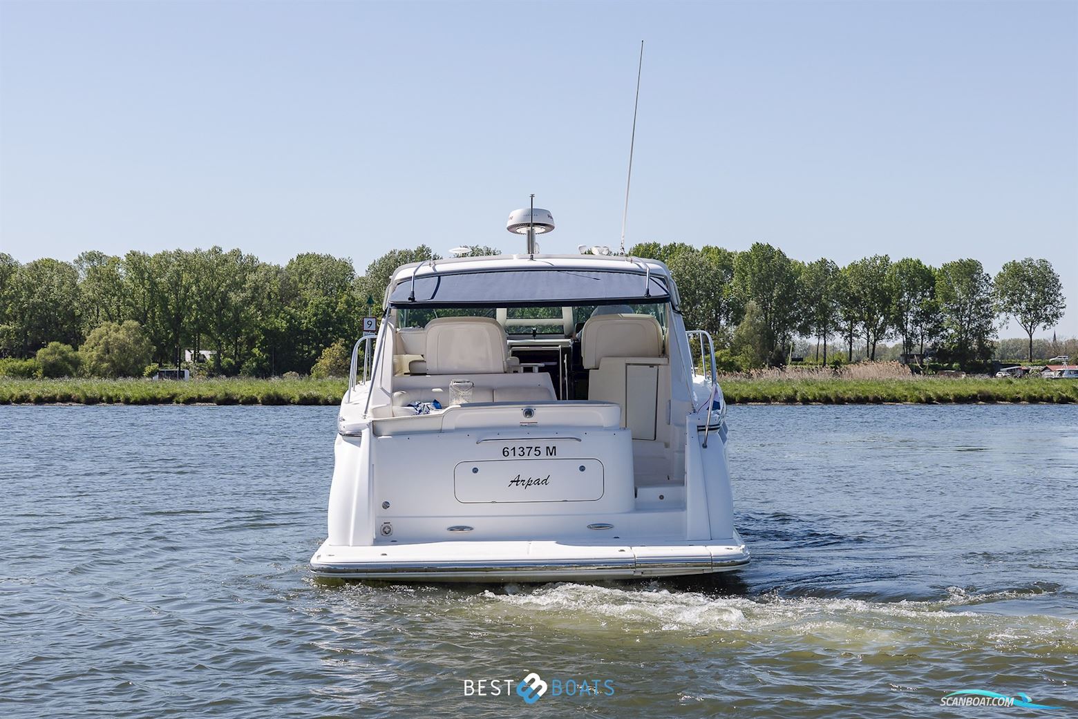 Tiara Yachts 4300 Sovran