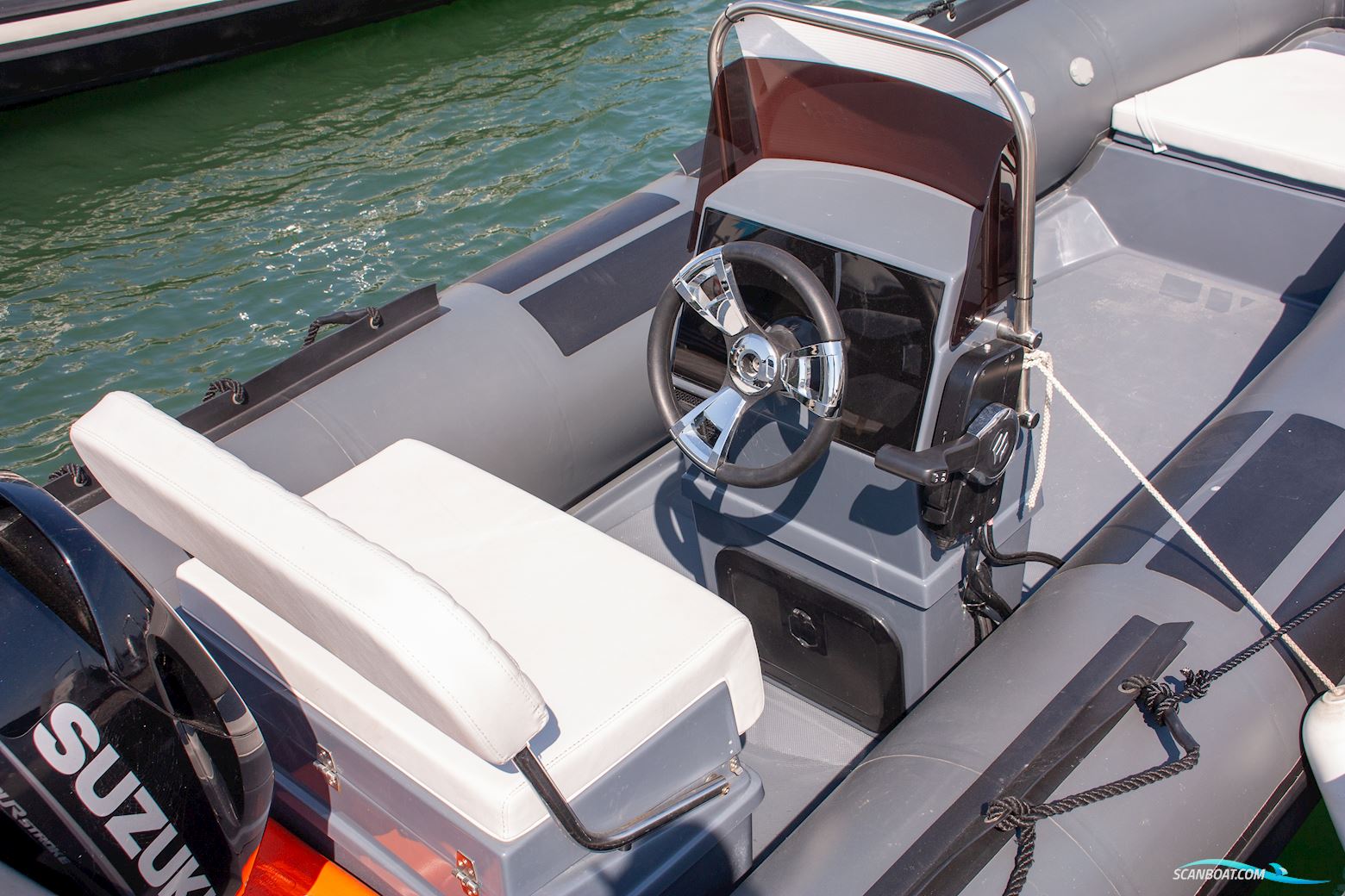 Tiger marine Dive Master 520