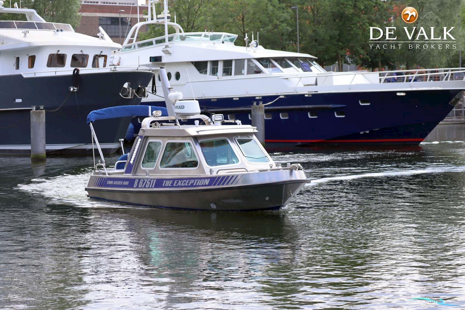 Tinn-silver 600 Cabin