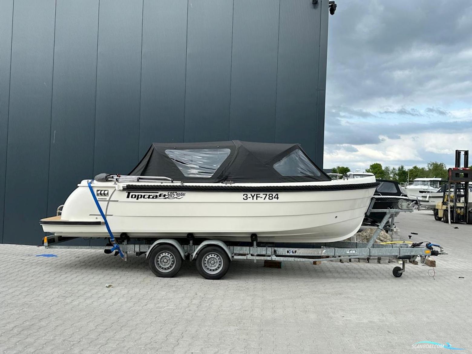 Topcraft  605 Tender