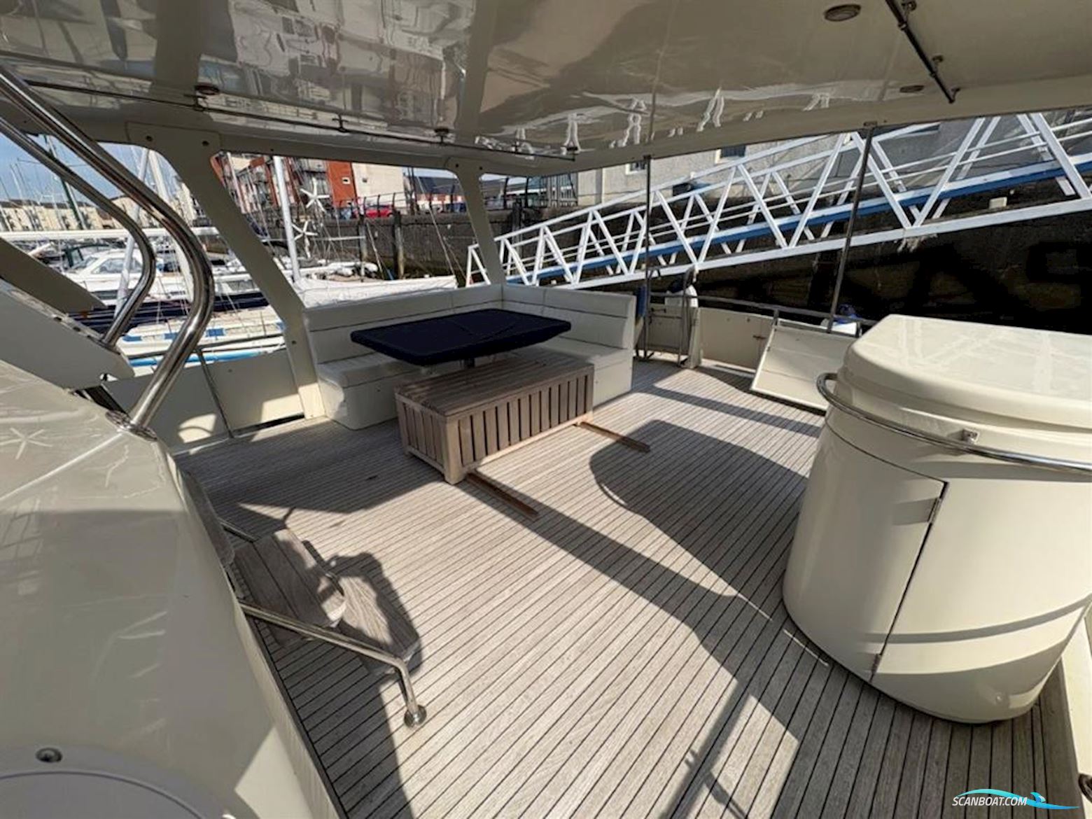 Trader  535 Signature