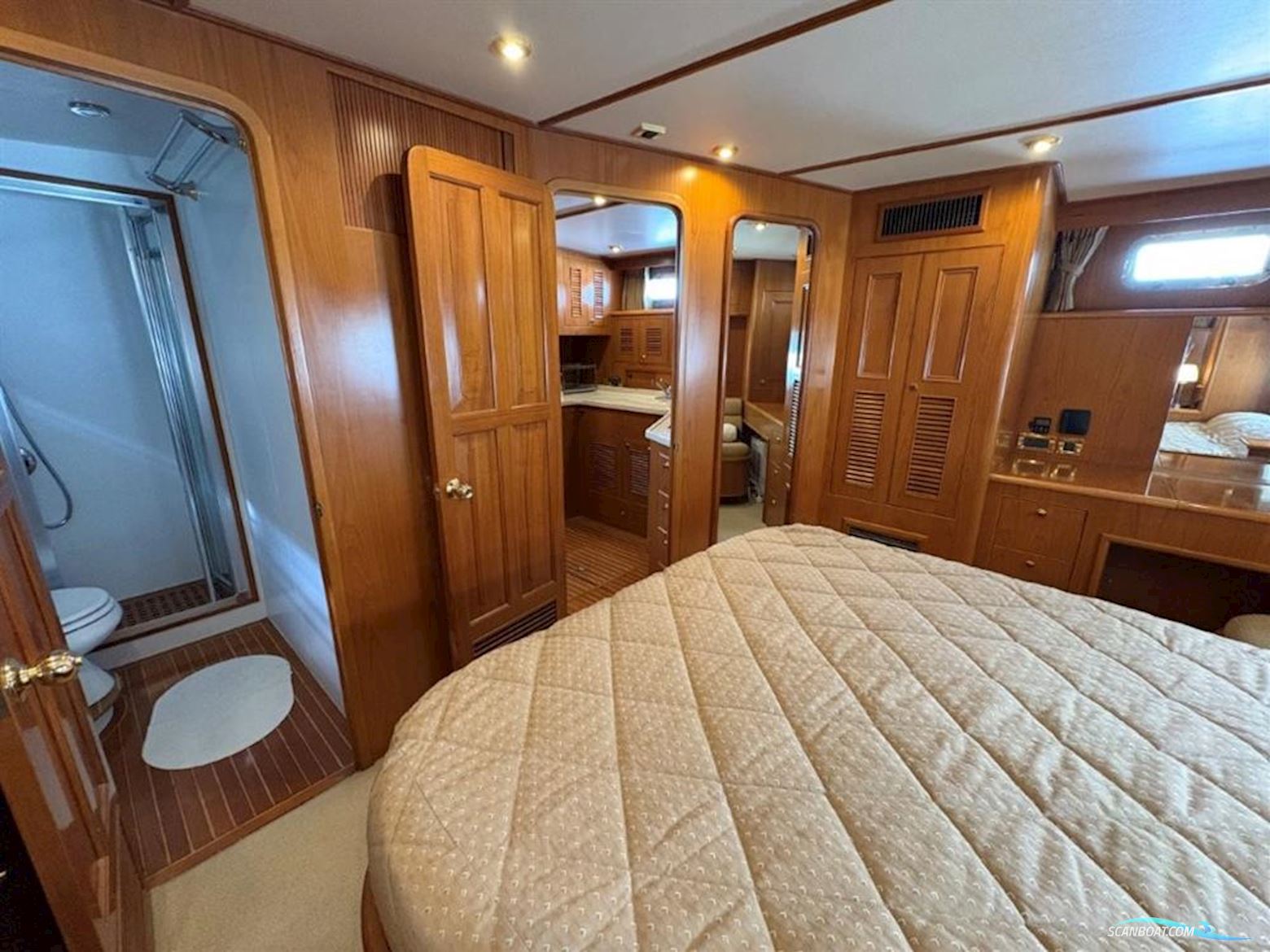 Trader  535 Signature