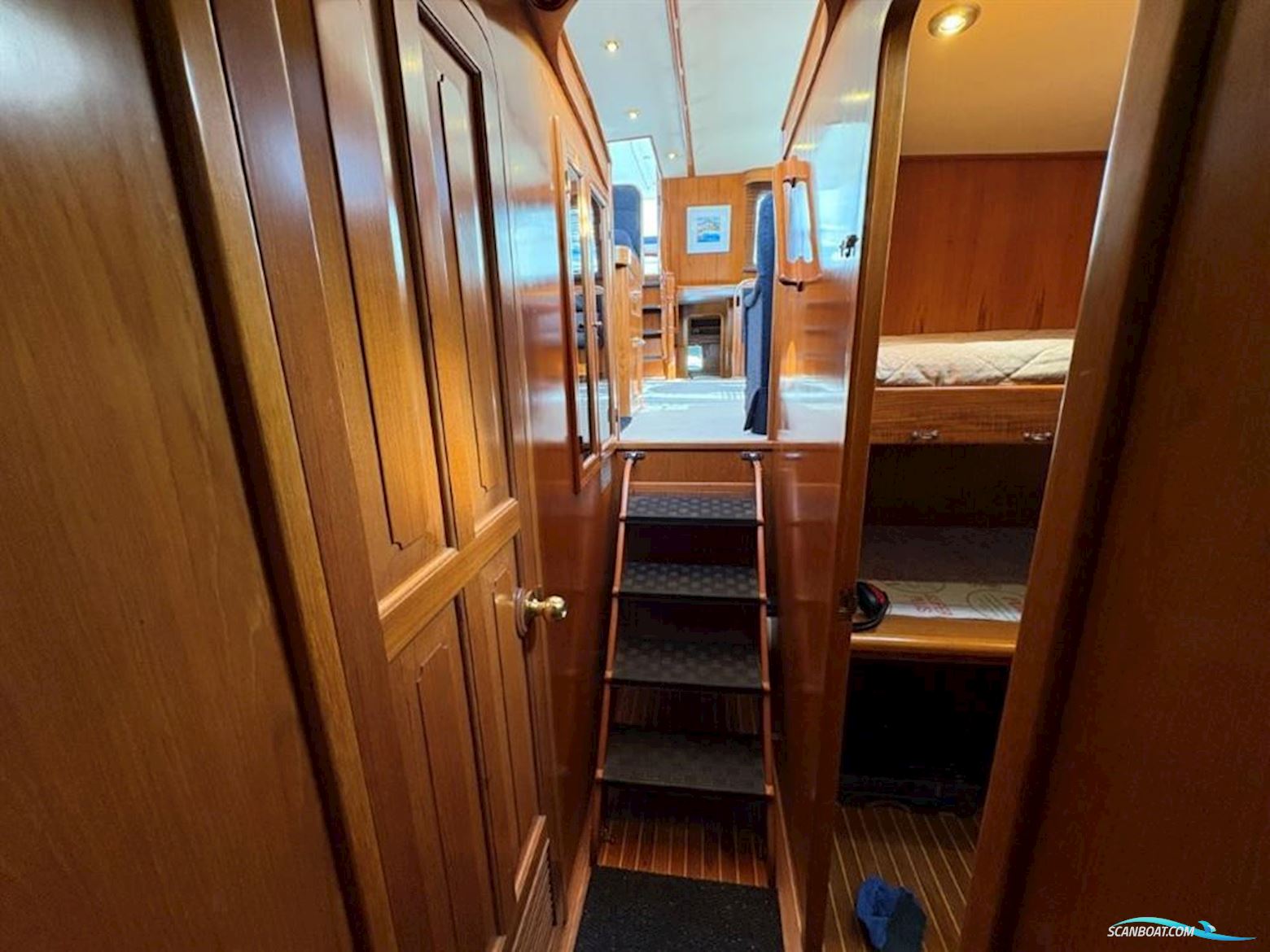 Trader  535 Signature