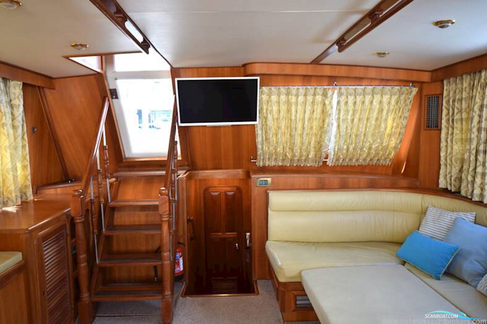 Trader Sunliner 625