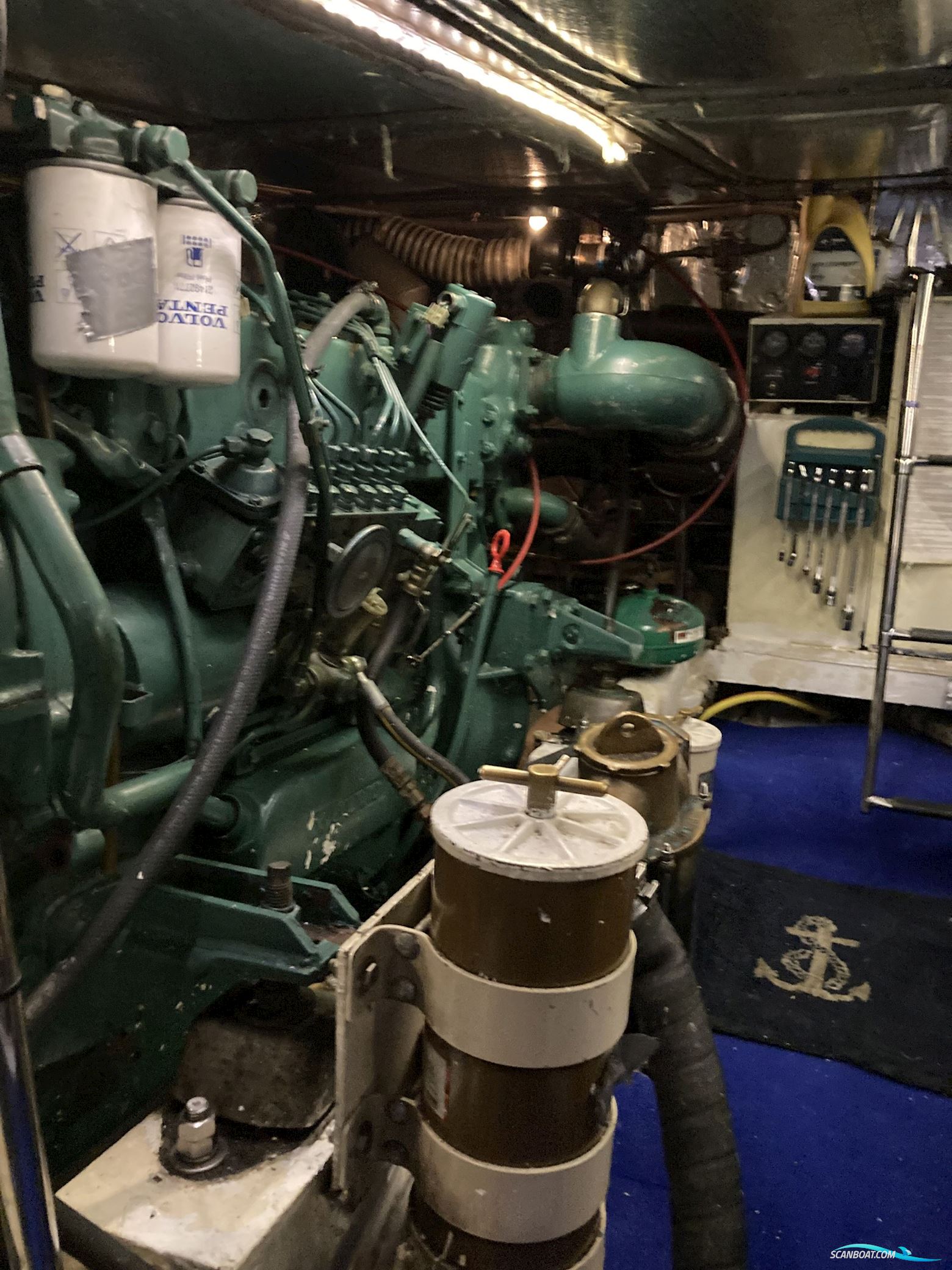 Tradewind 43 Sundeck