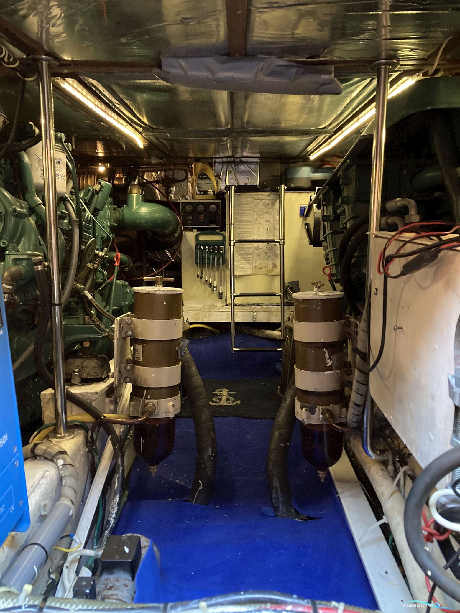 Tradewind 43 Sundeck