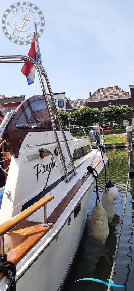 Trojan Yacht 25 Express