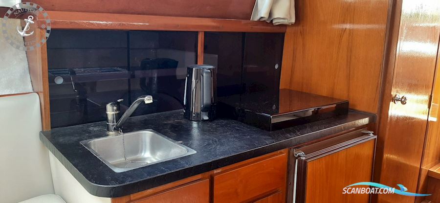 Trojan Yacht 25 Express