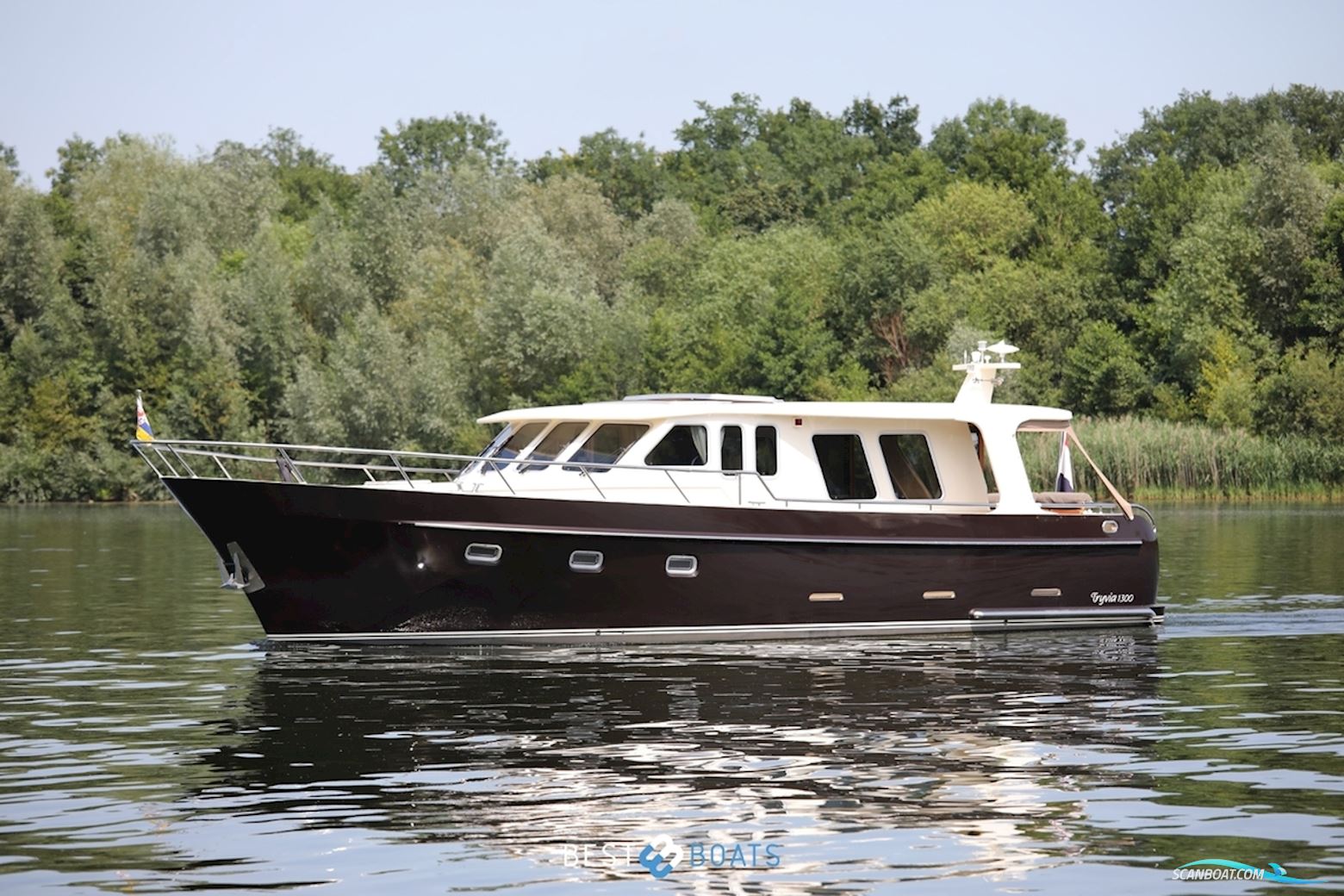 Tryvia 1300 OK Motorboot 2011, mit Met afstandsbediening motor, Niederlande