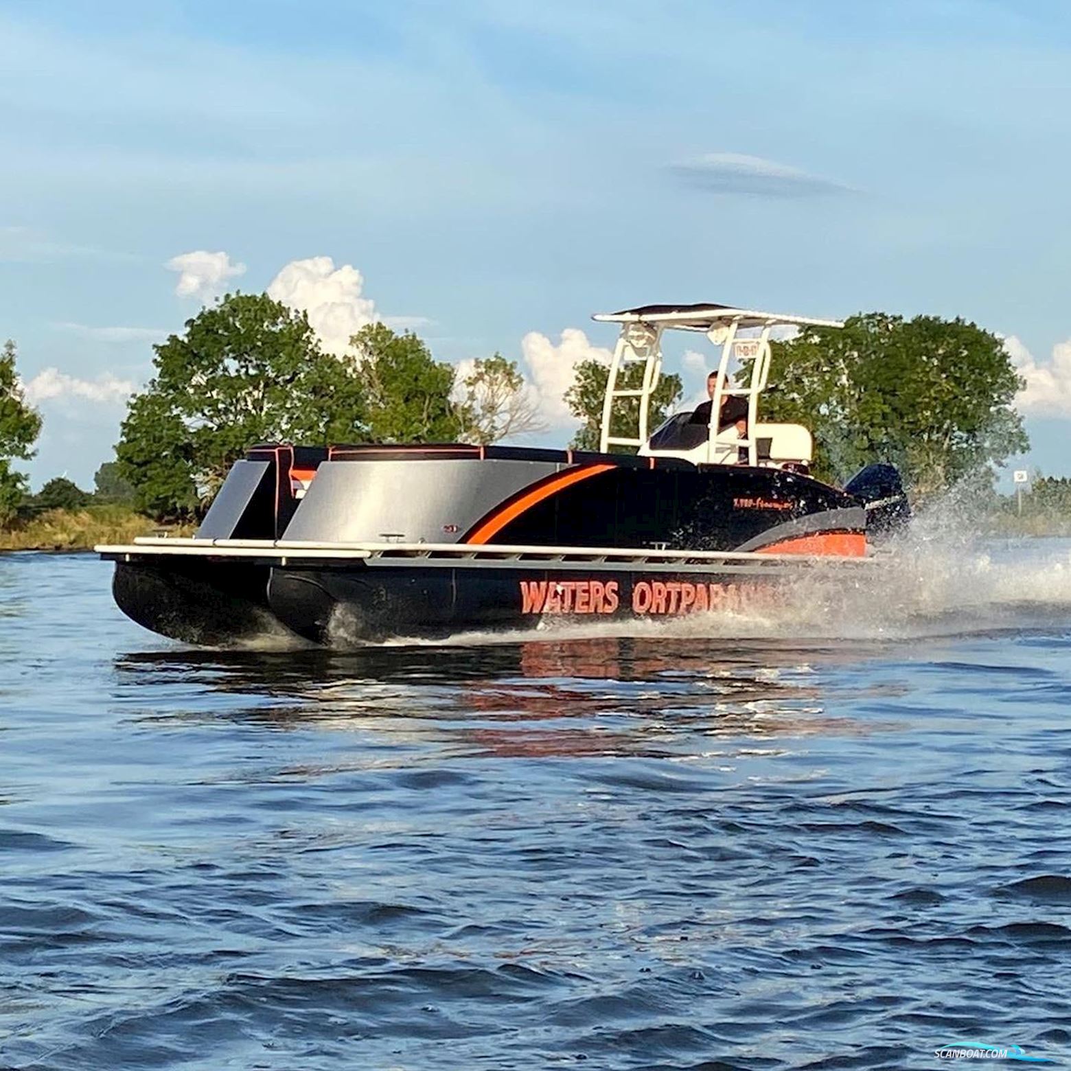 T.Top Funcruiser 8.2 Verado 300 Pontoonboot