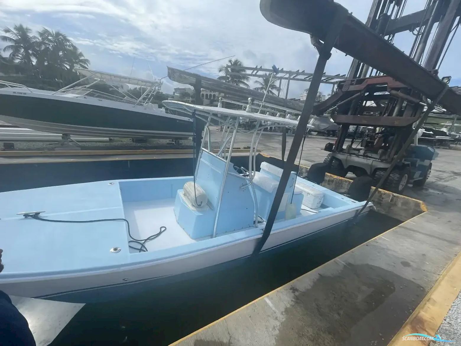 Twin Vee 26 Blue Fin