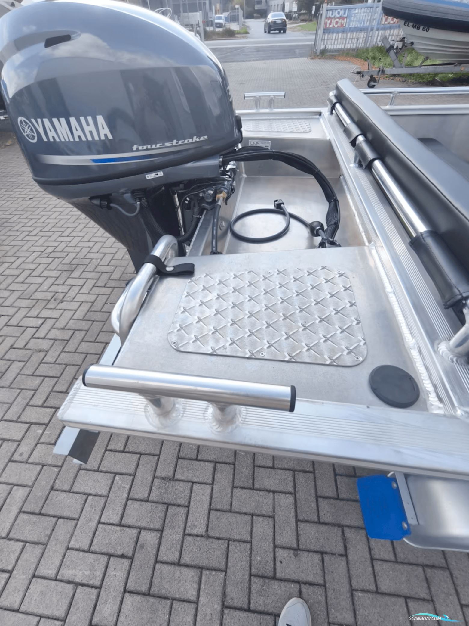 UMS  425 CC Pro MET MOTOR