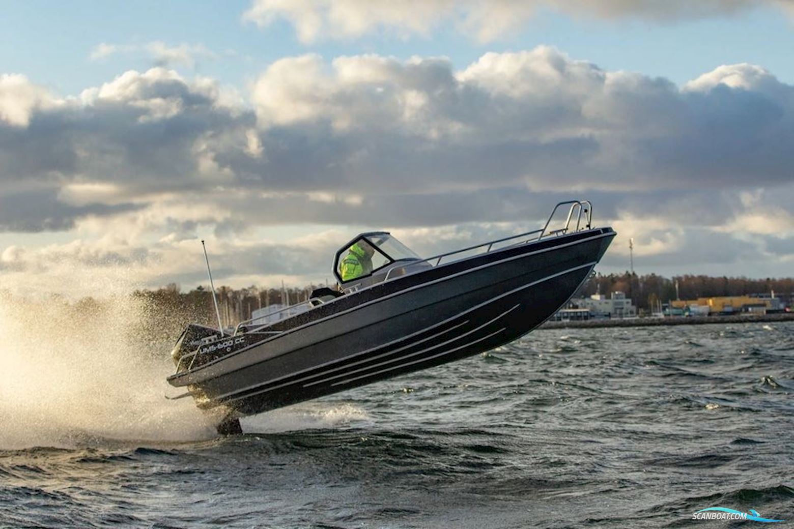 UMS BOATS UMS 655 DC